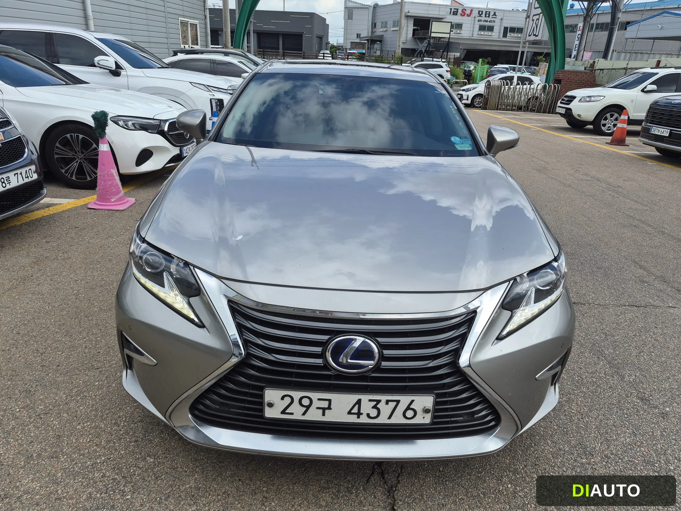 Lexus ES