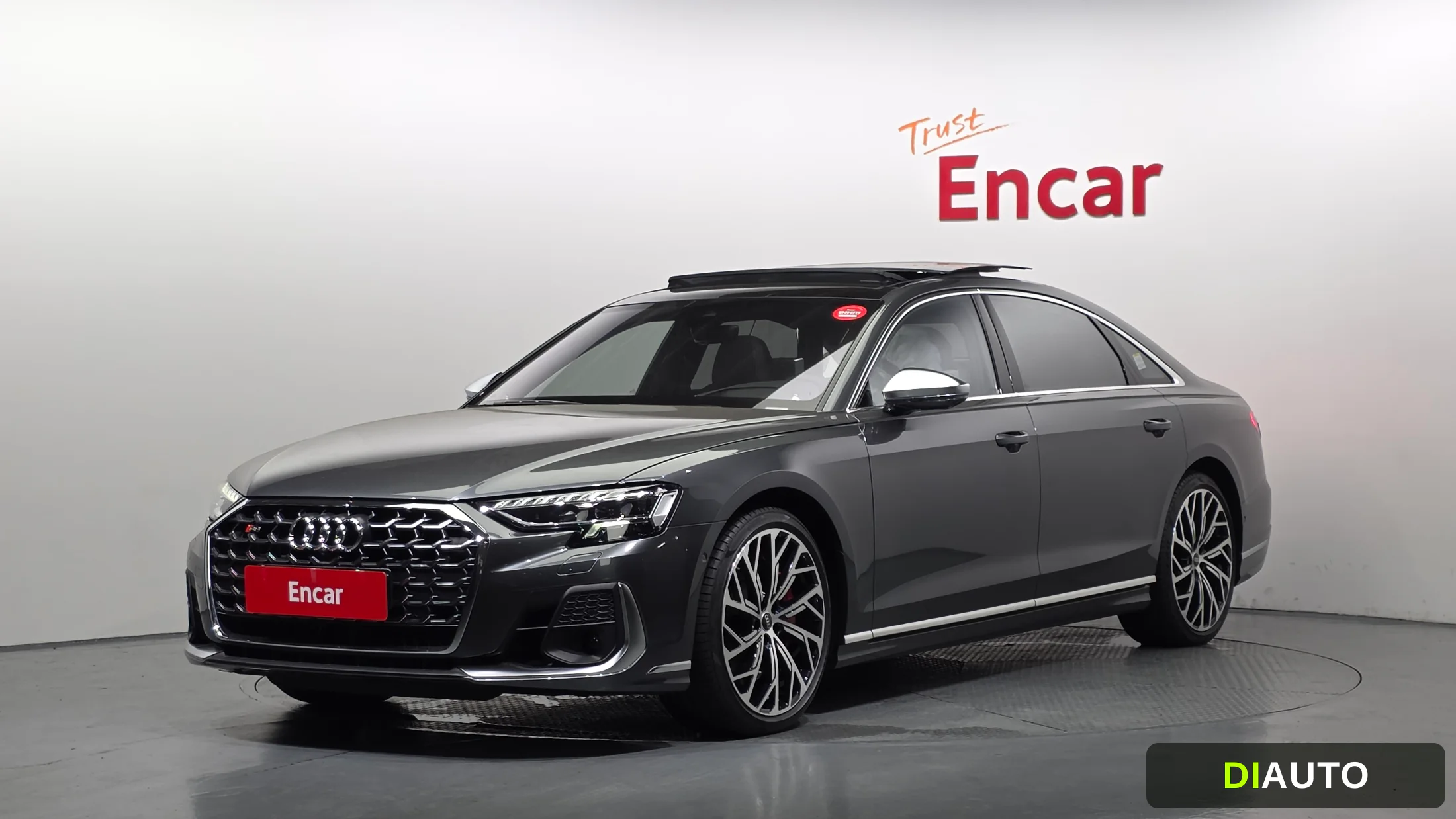 Audi S8