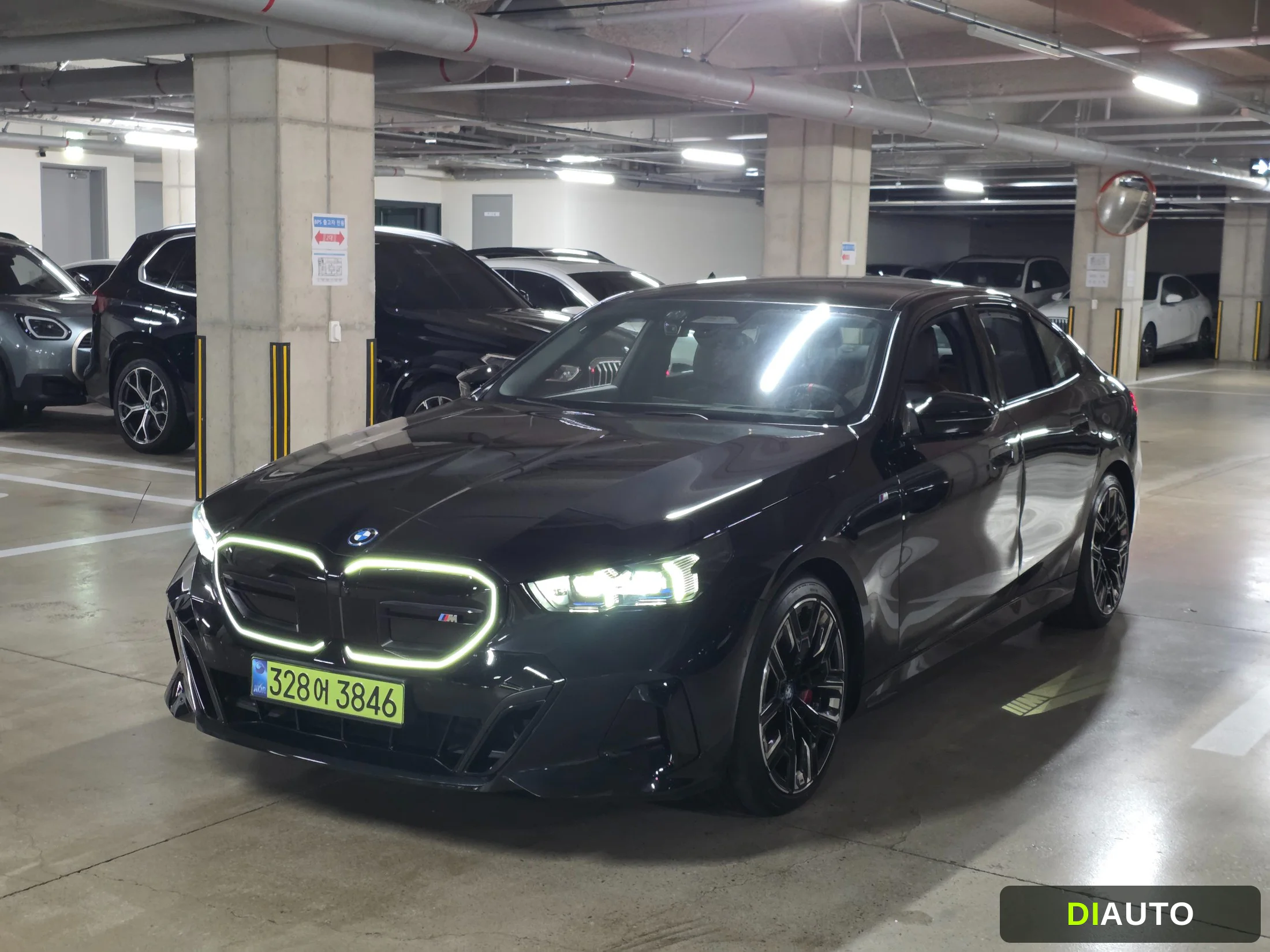 BMW i5