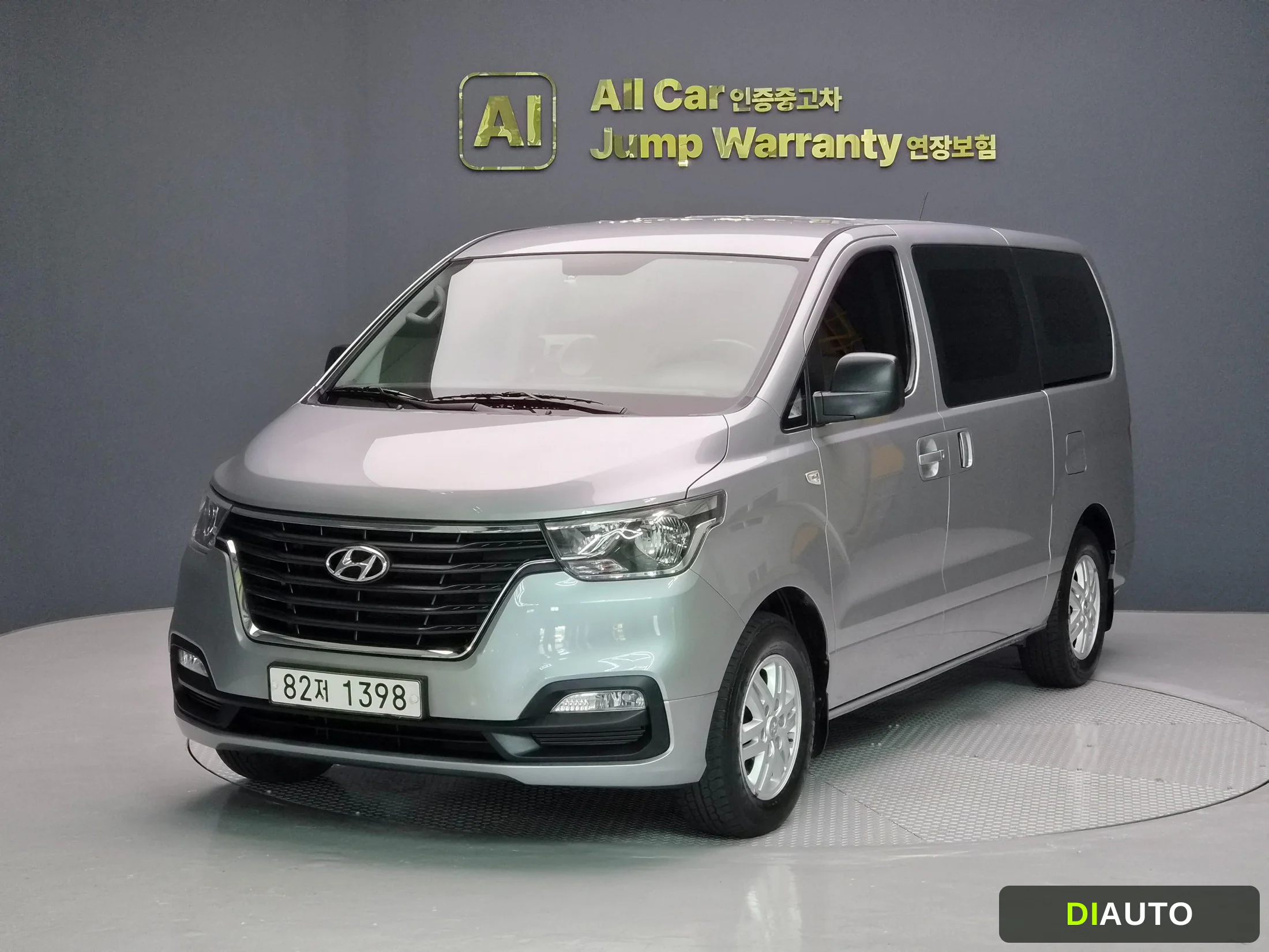 Hyundai Starex
