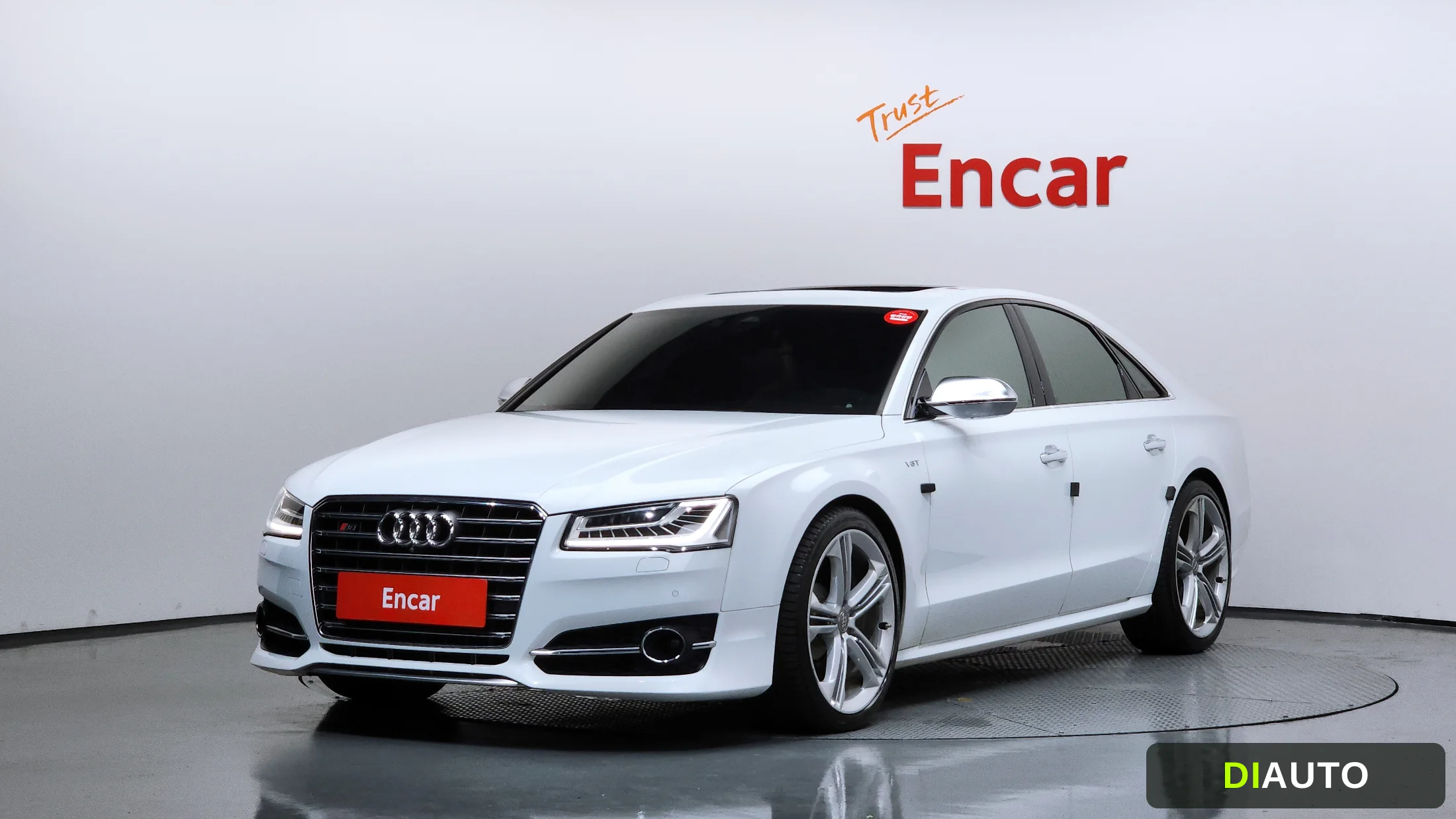Audi S8