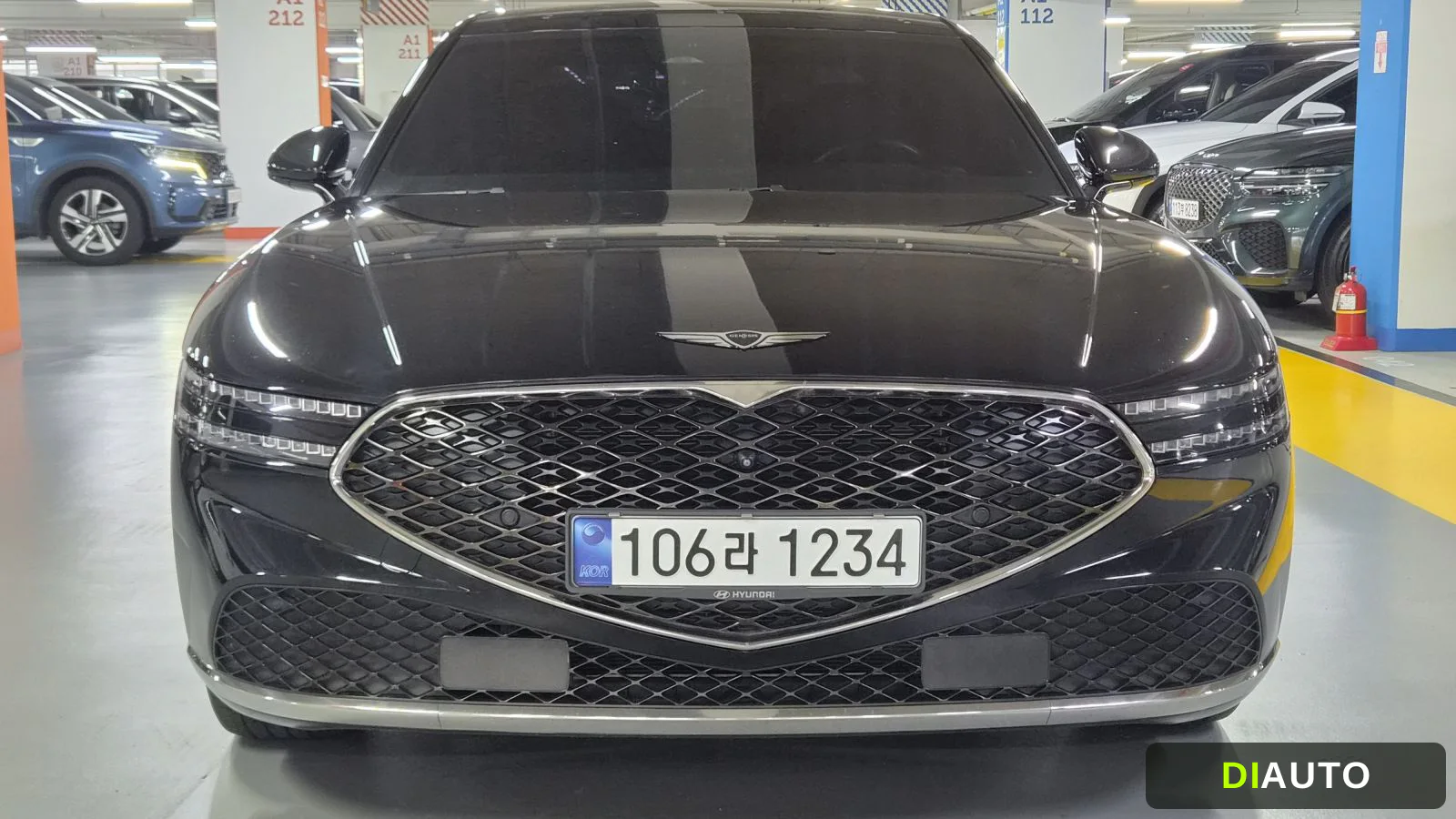 Genesis G90