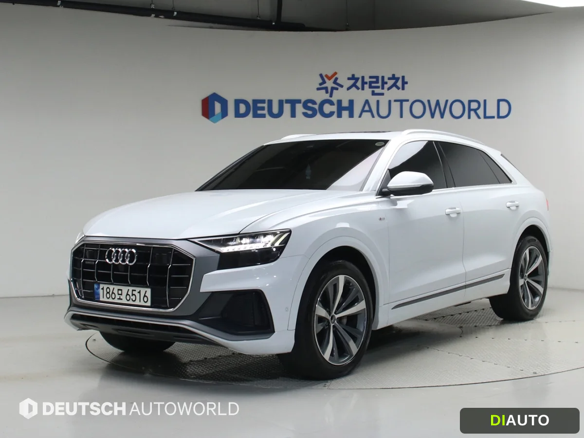 Audi Q8