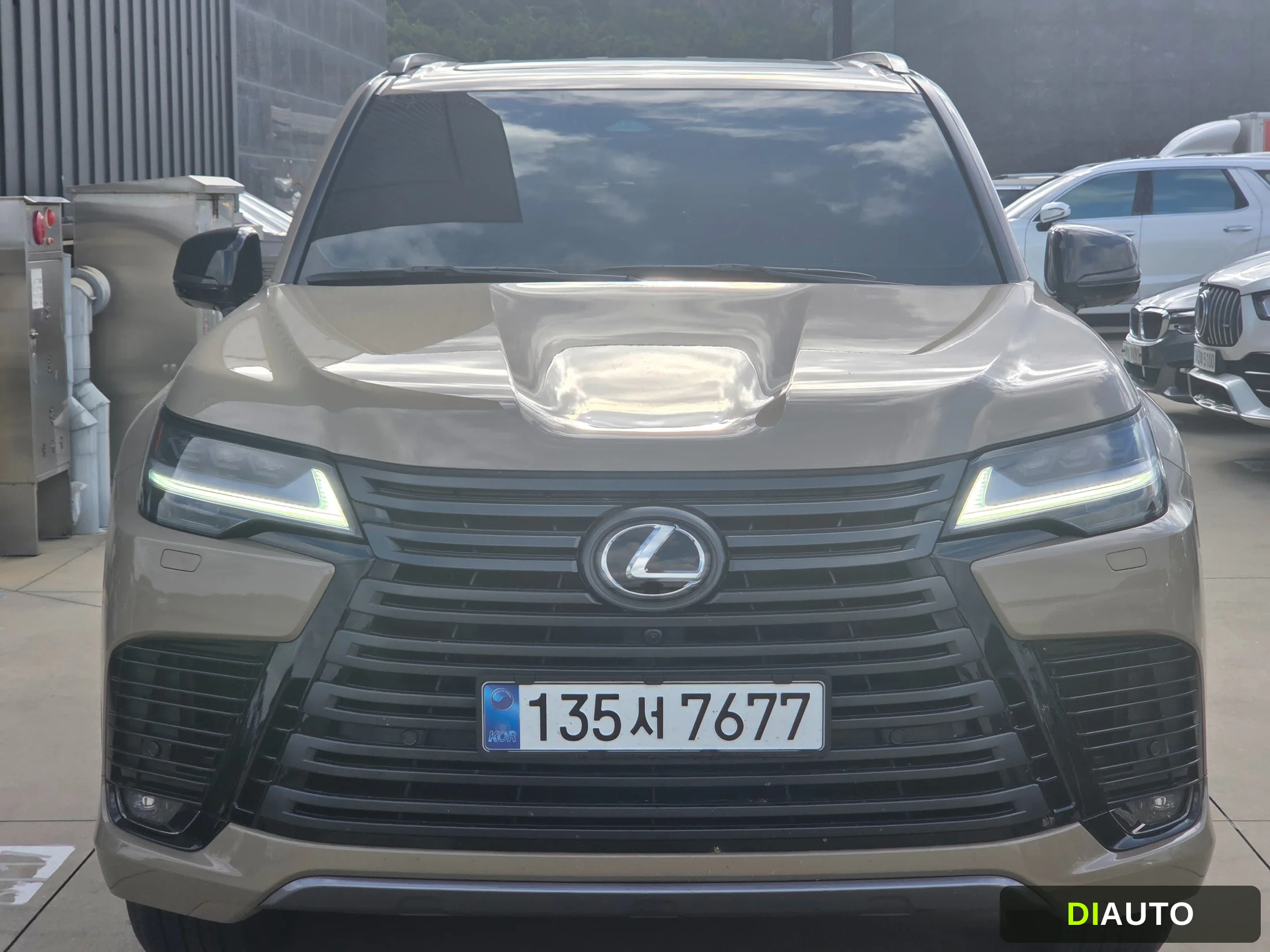 Lexus LX