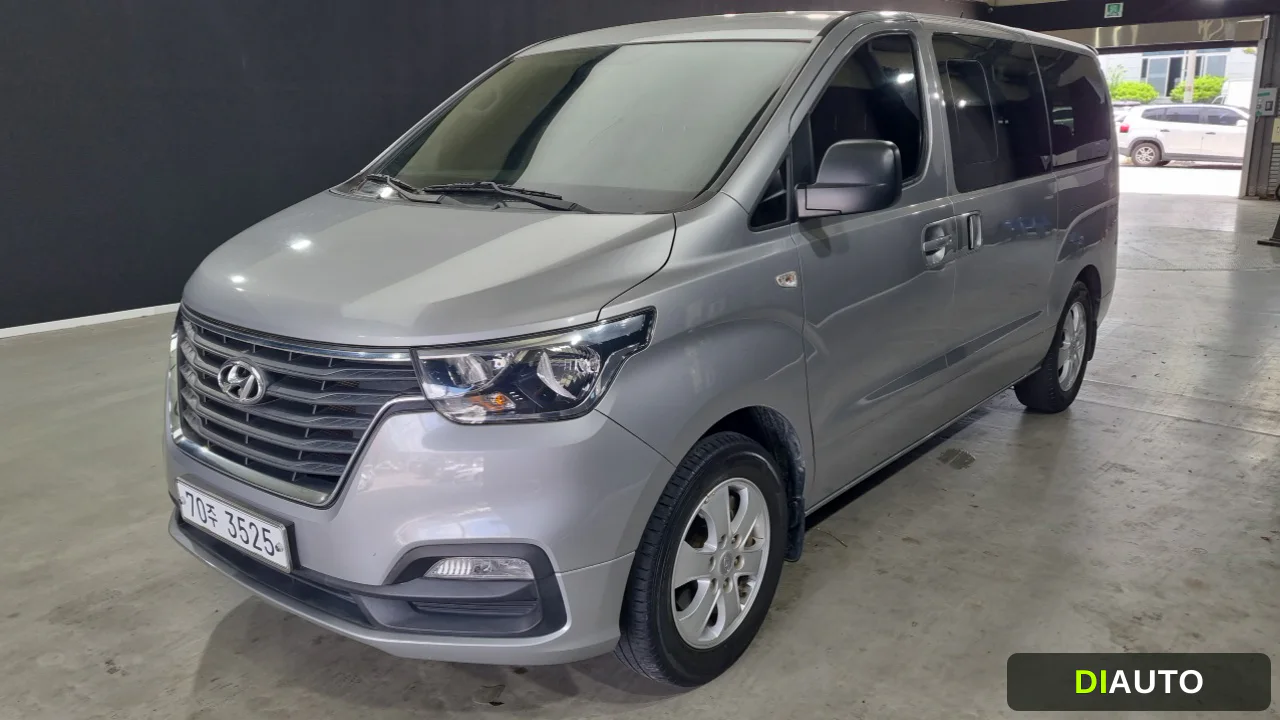 Hyundai Starex