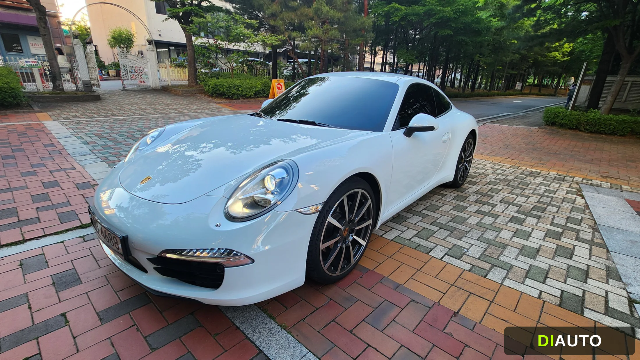 Porsche 911