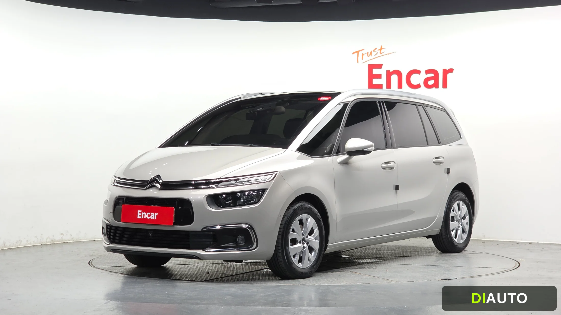 Citroen-DS C4 SpaceTourer