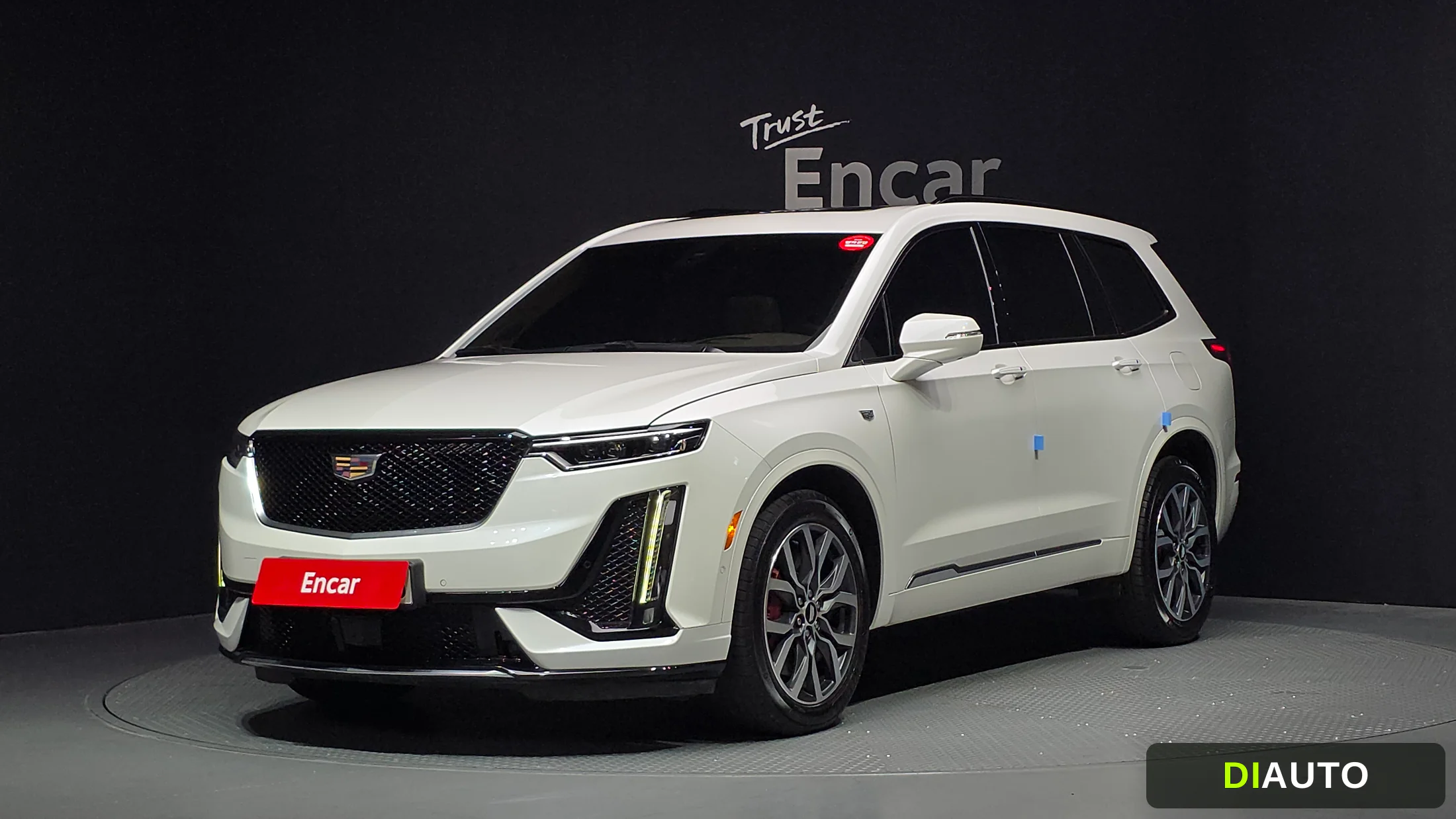 Cadillac XT6