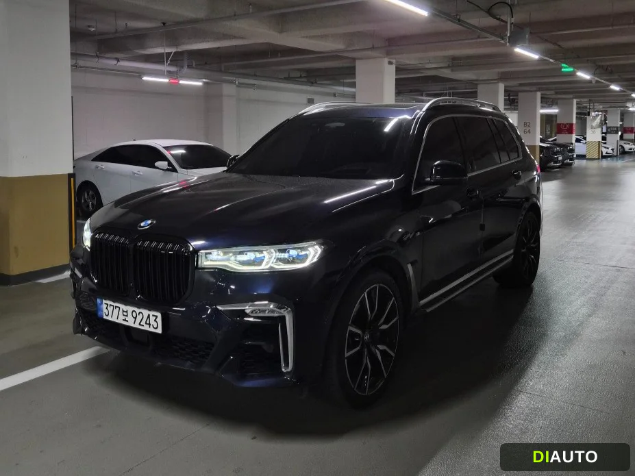 BMW X7