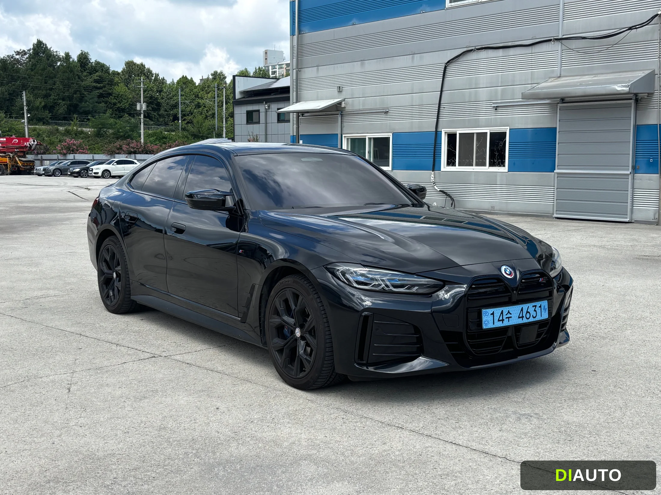 BMW i4