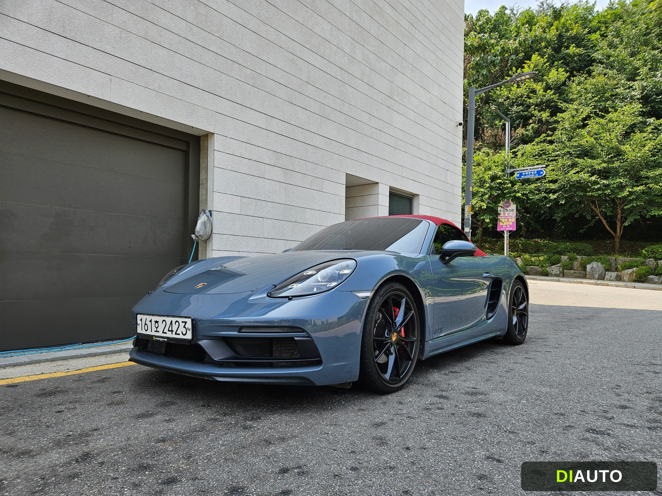 Porsche 718