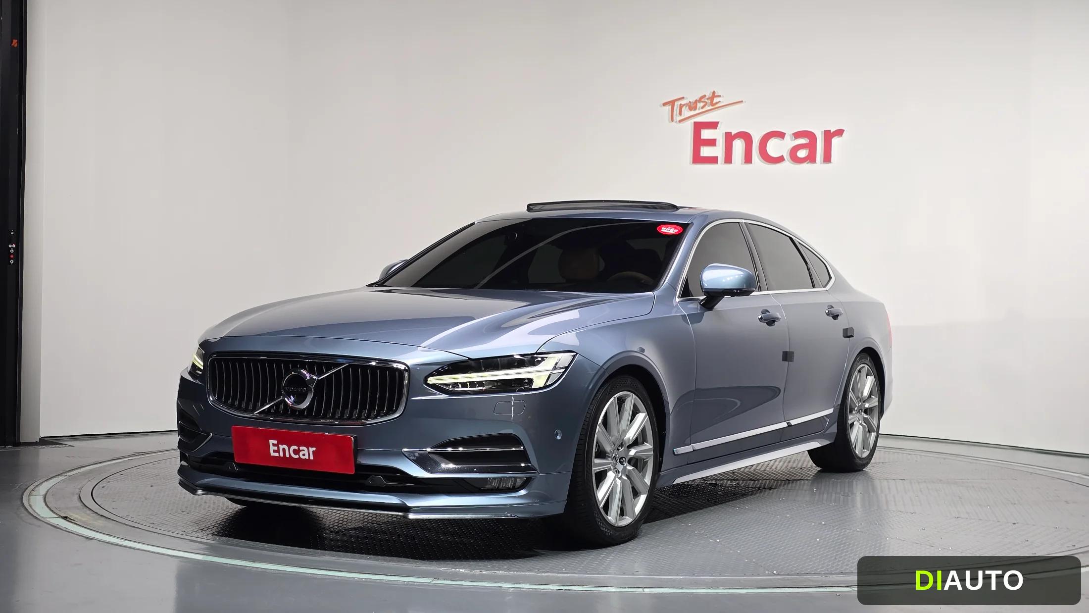 Volvo S90