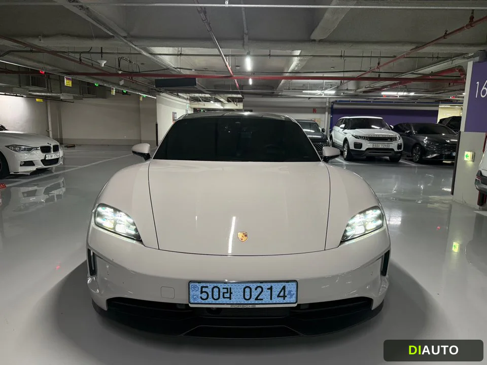 Porsche Taycan