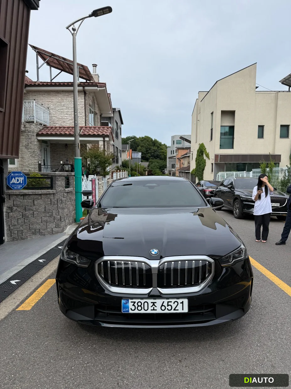 BMW 5-Series