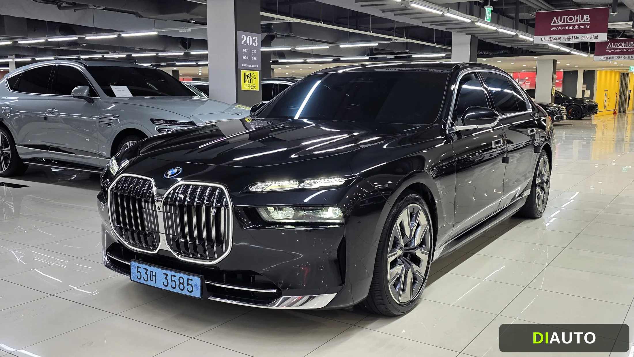 BMW i7