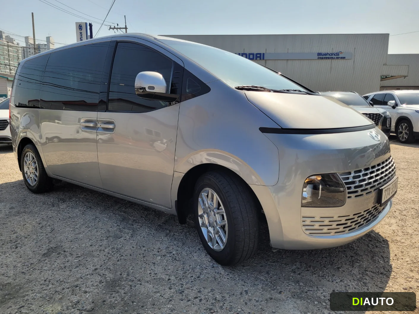 Hyundai Staria