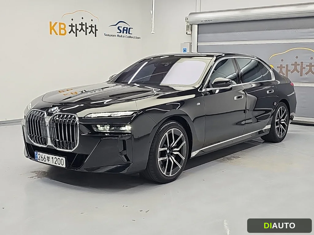 BMW 7-Series