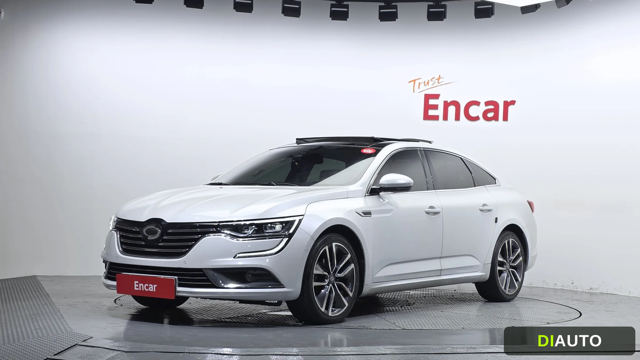 Renault-KoreaSamsung SM6