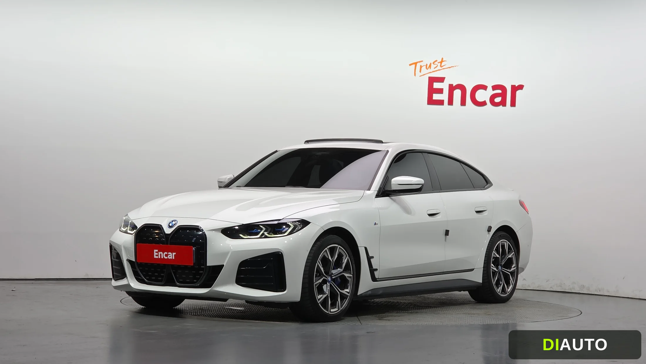 BMW i4
