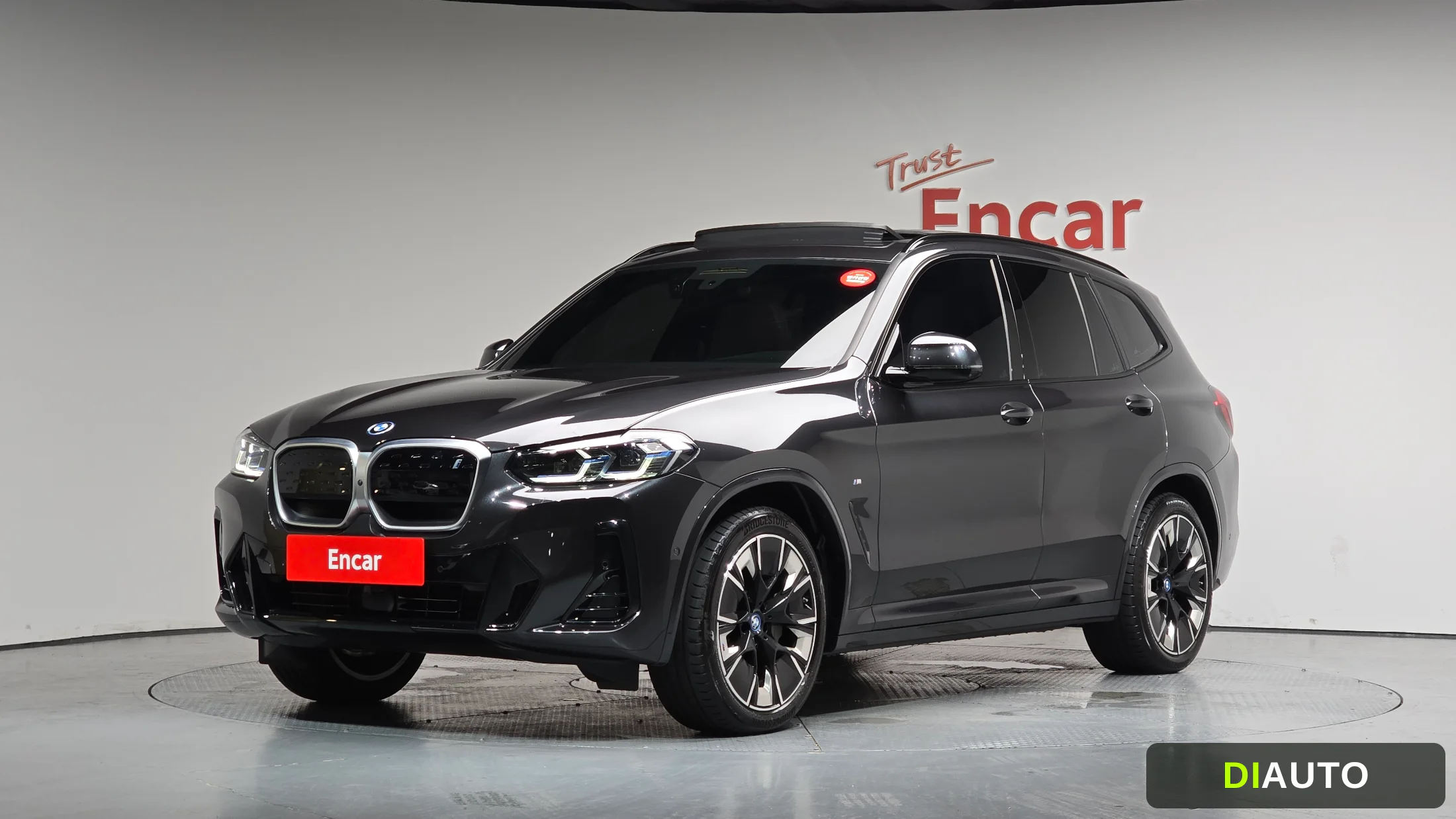 BMW iX3