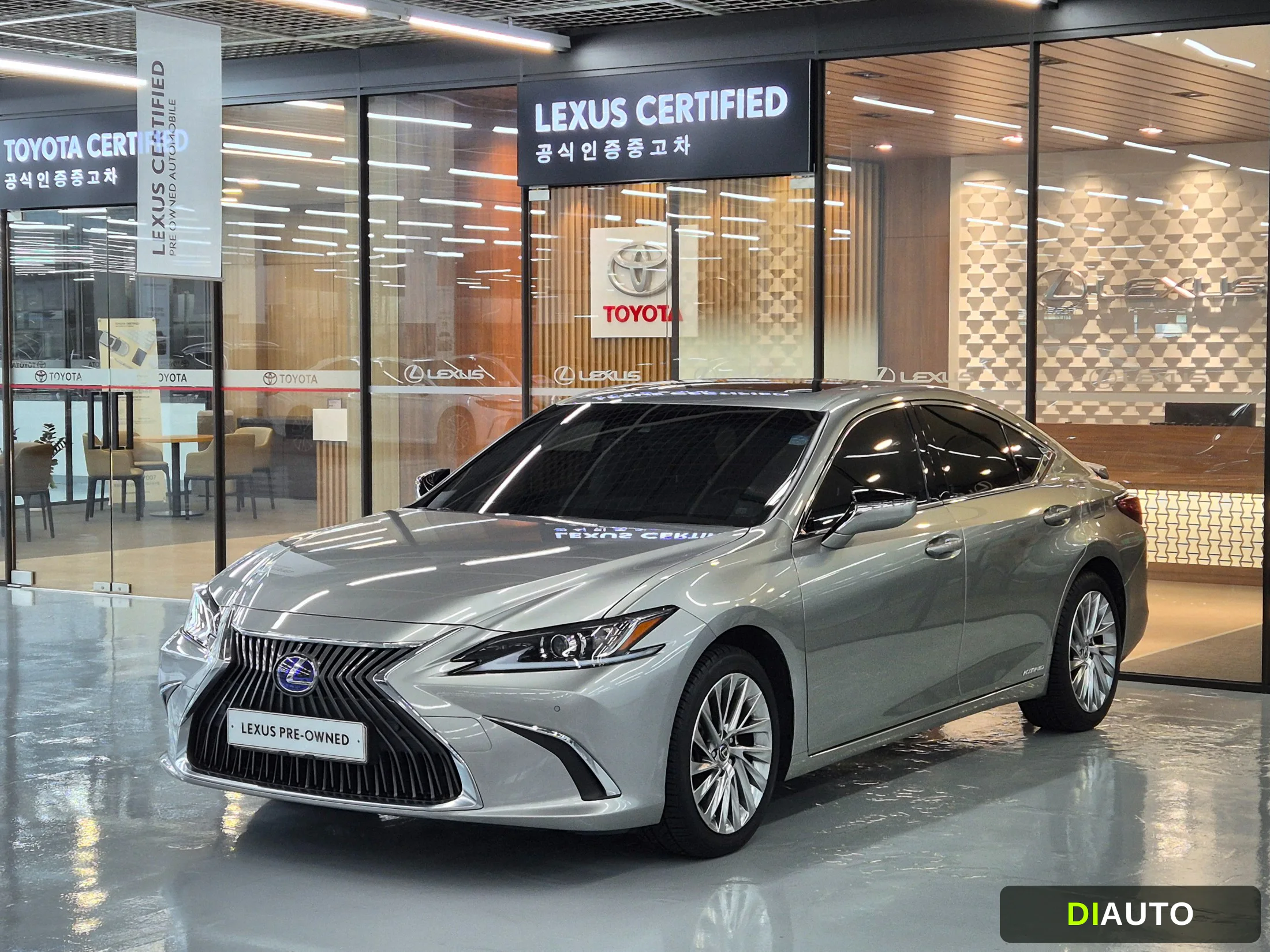 Lexus ES