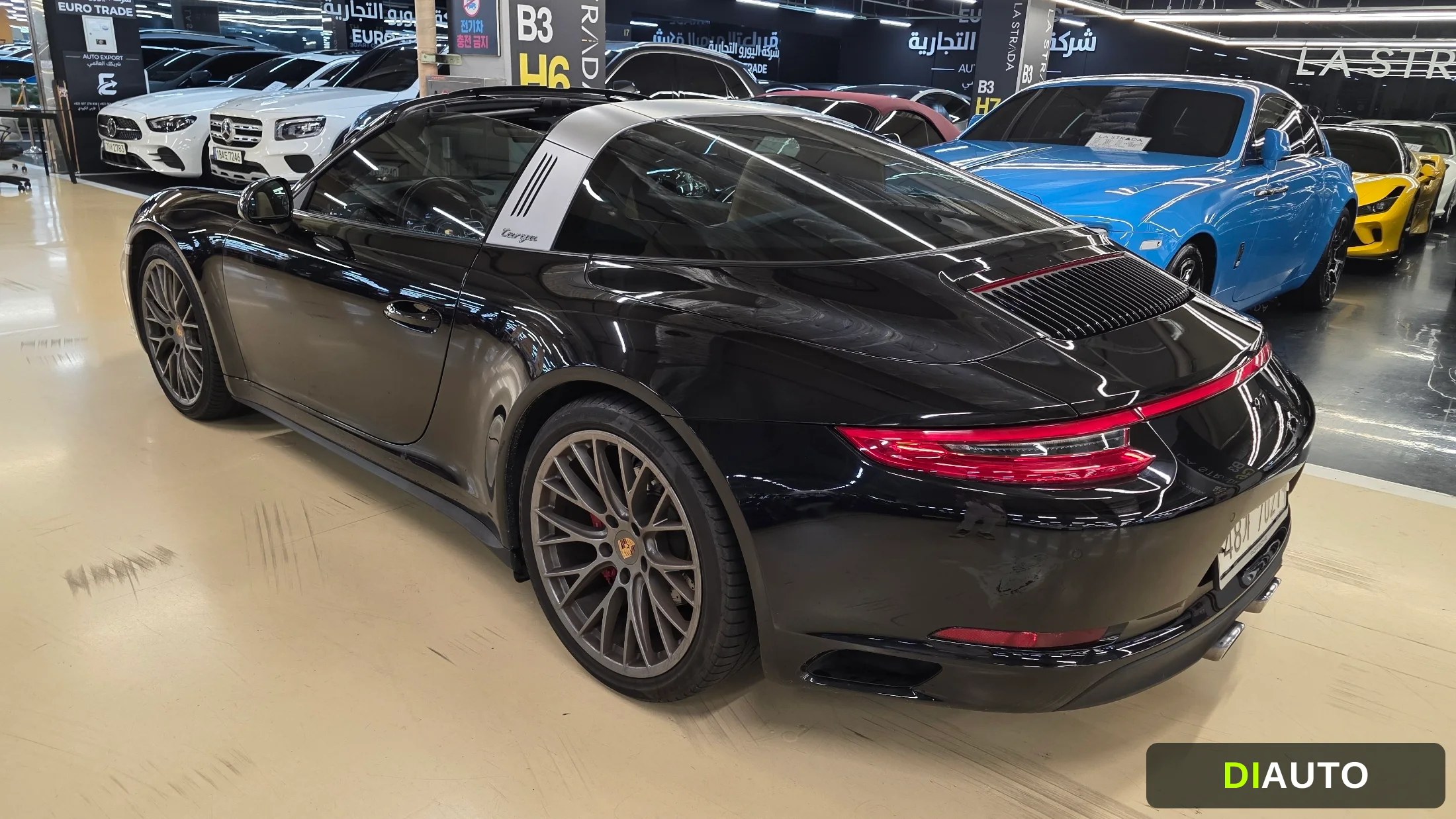 Porsche 911