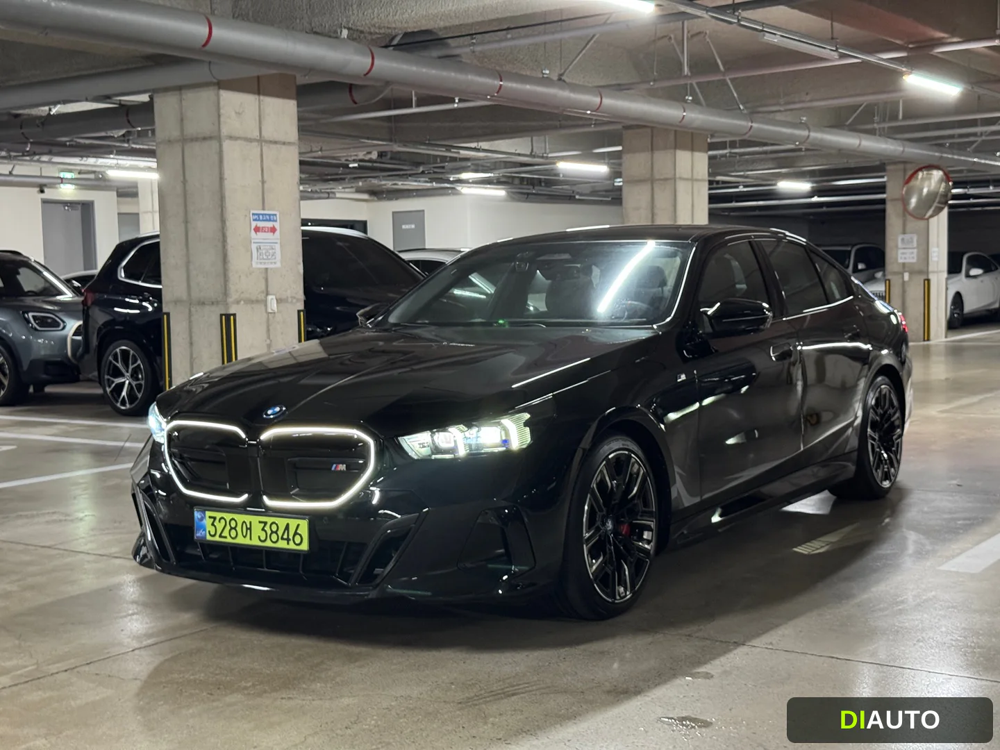 BMW i5