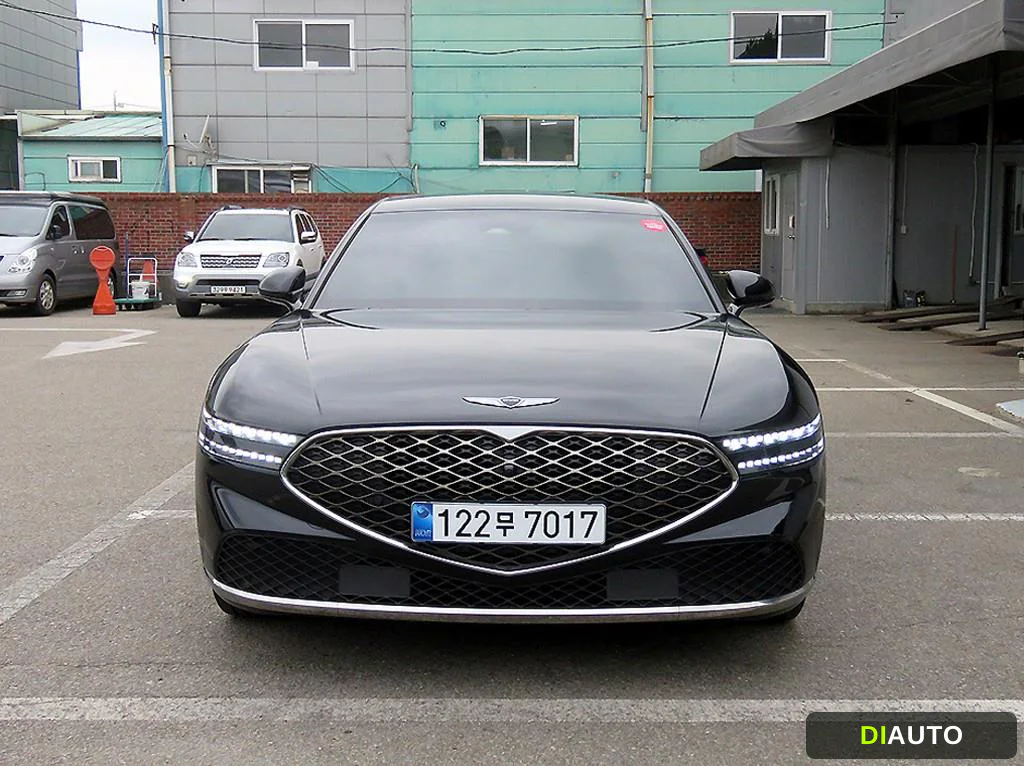 Genesis G90
