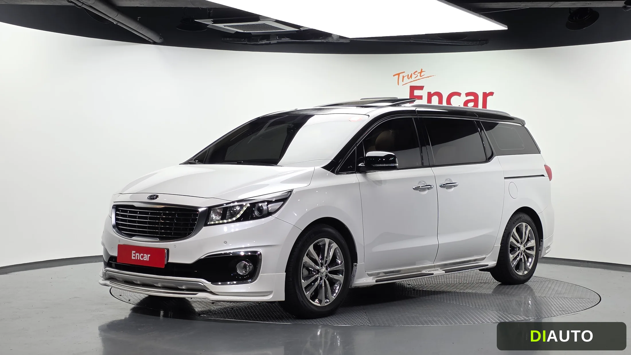 Kia Canival