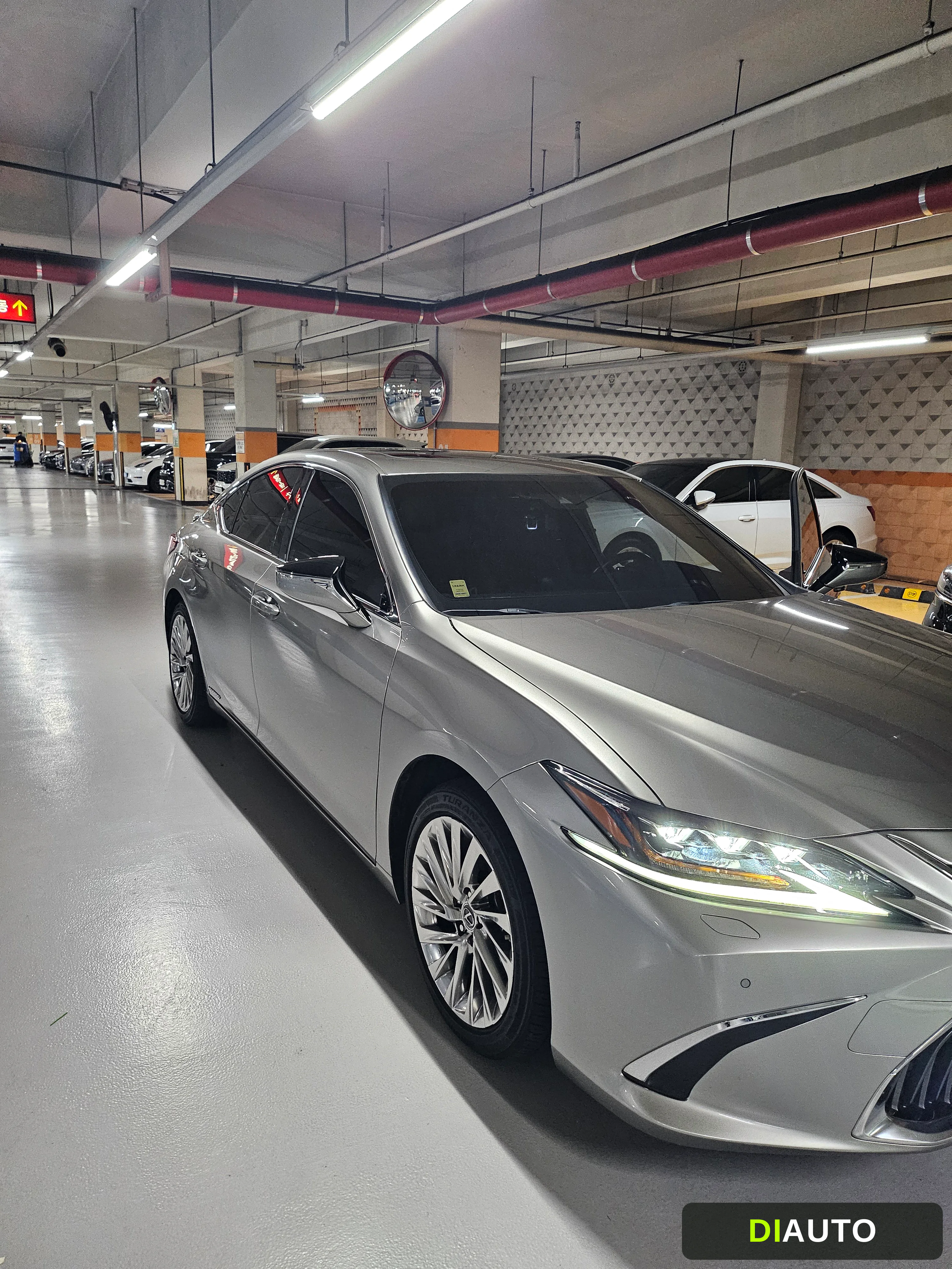Lexus ES