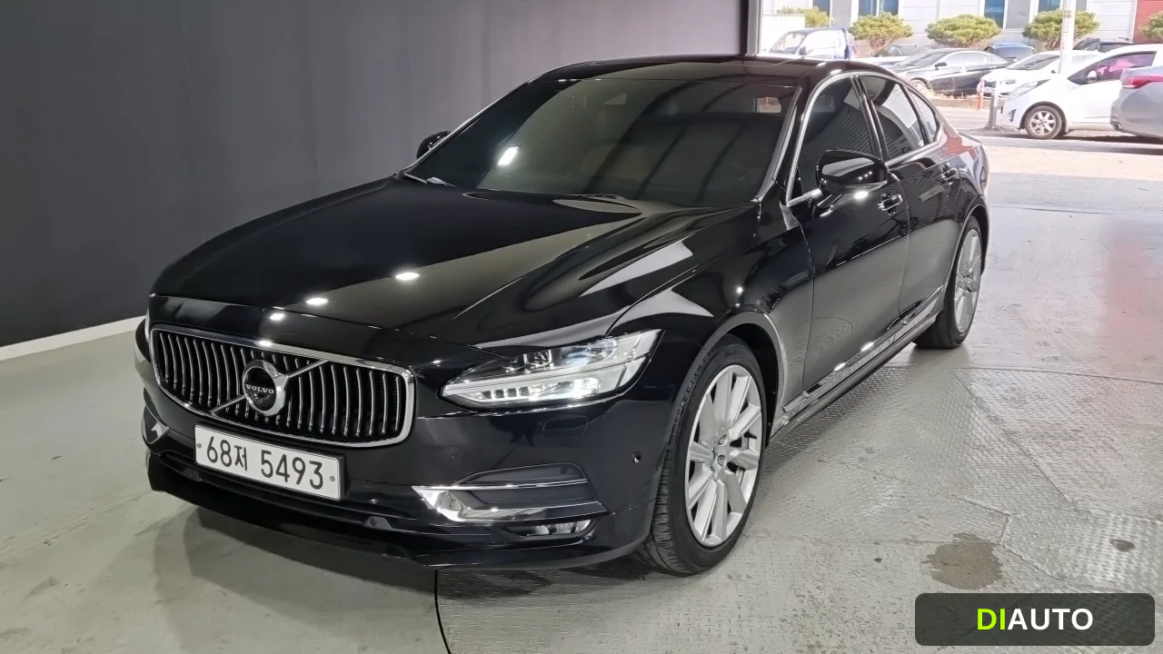 Volvo S90