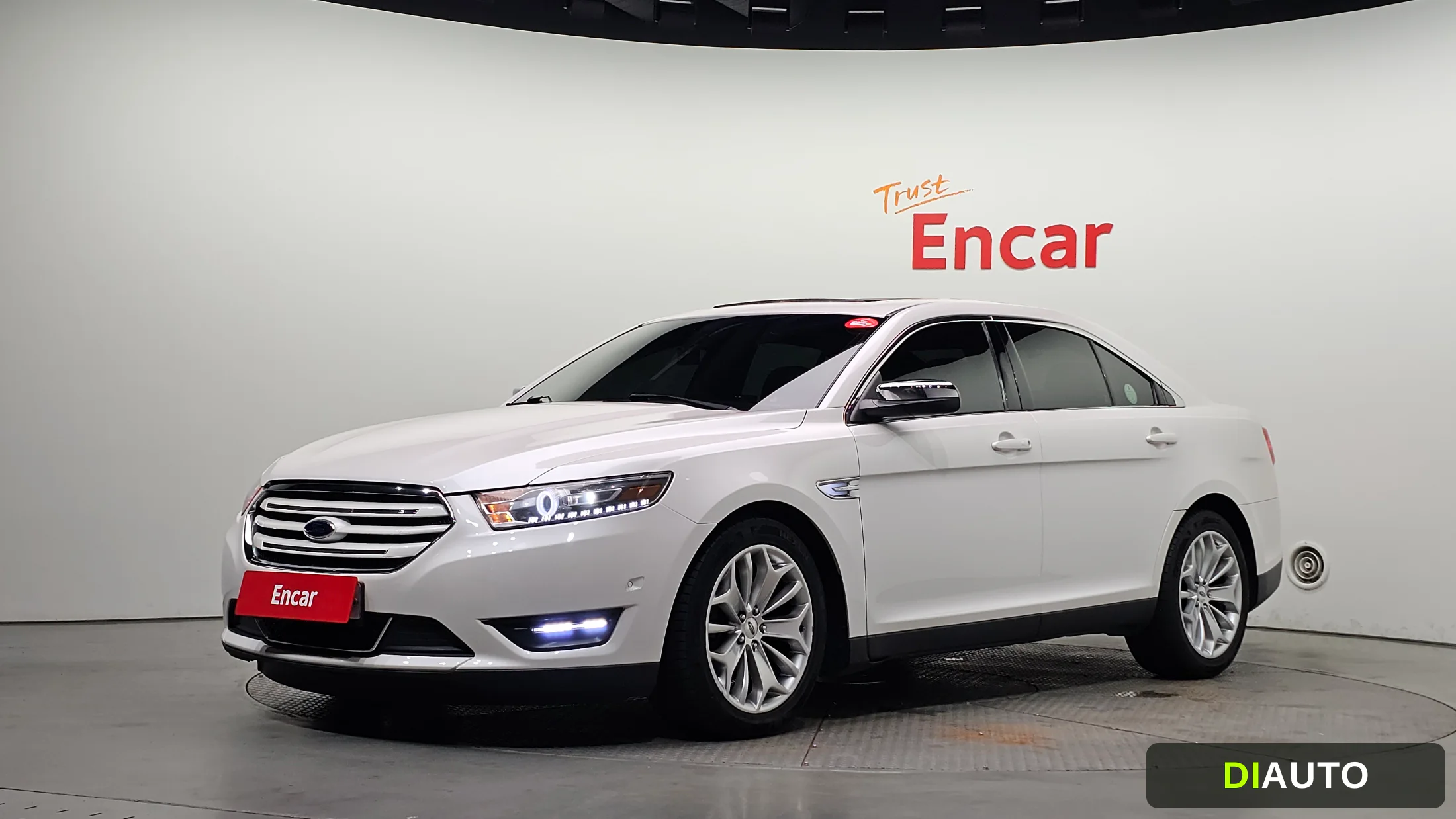 Ford Taurus