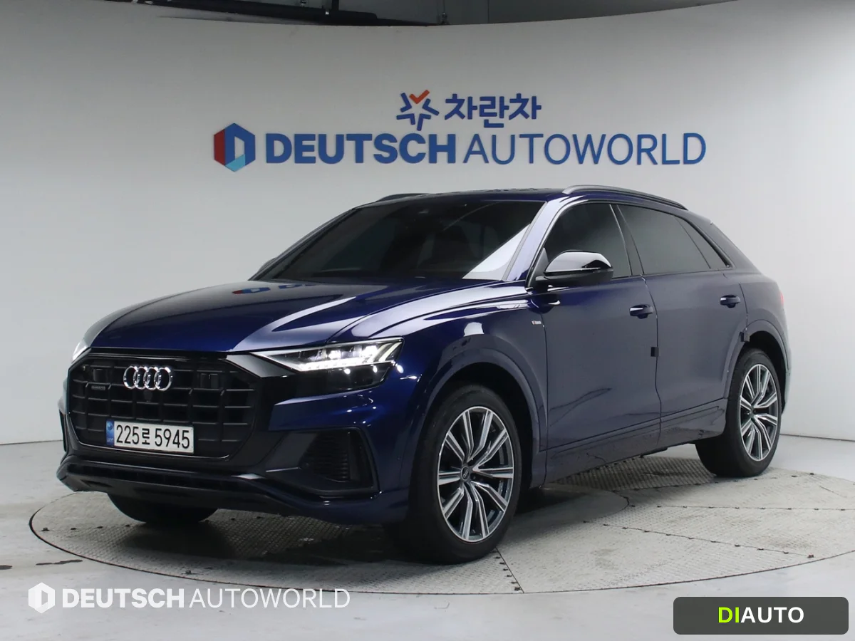 Audi Q8