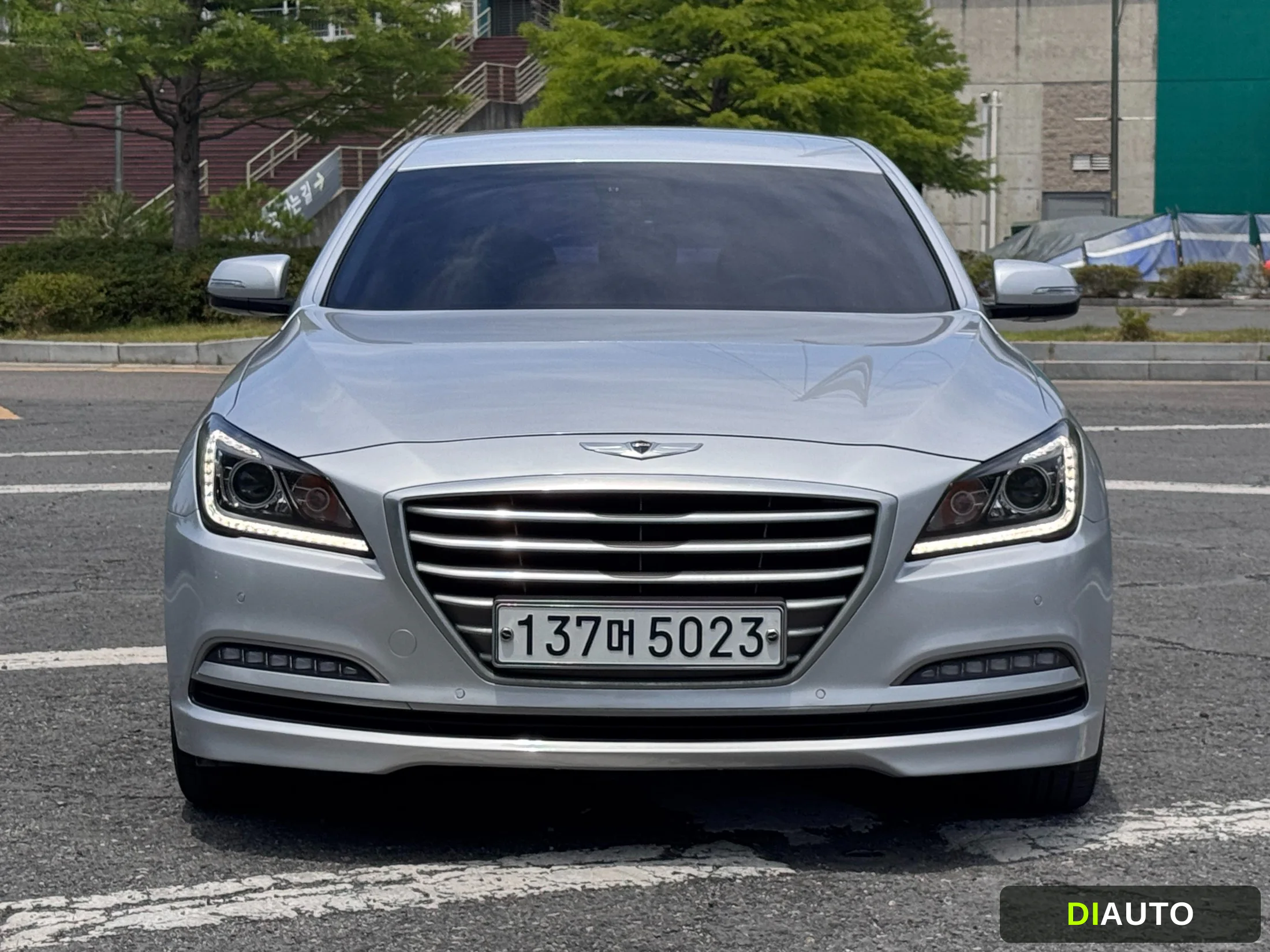 Hyundai Genesis