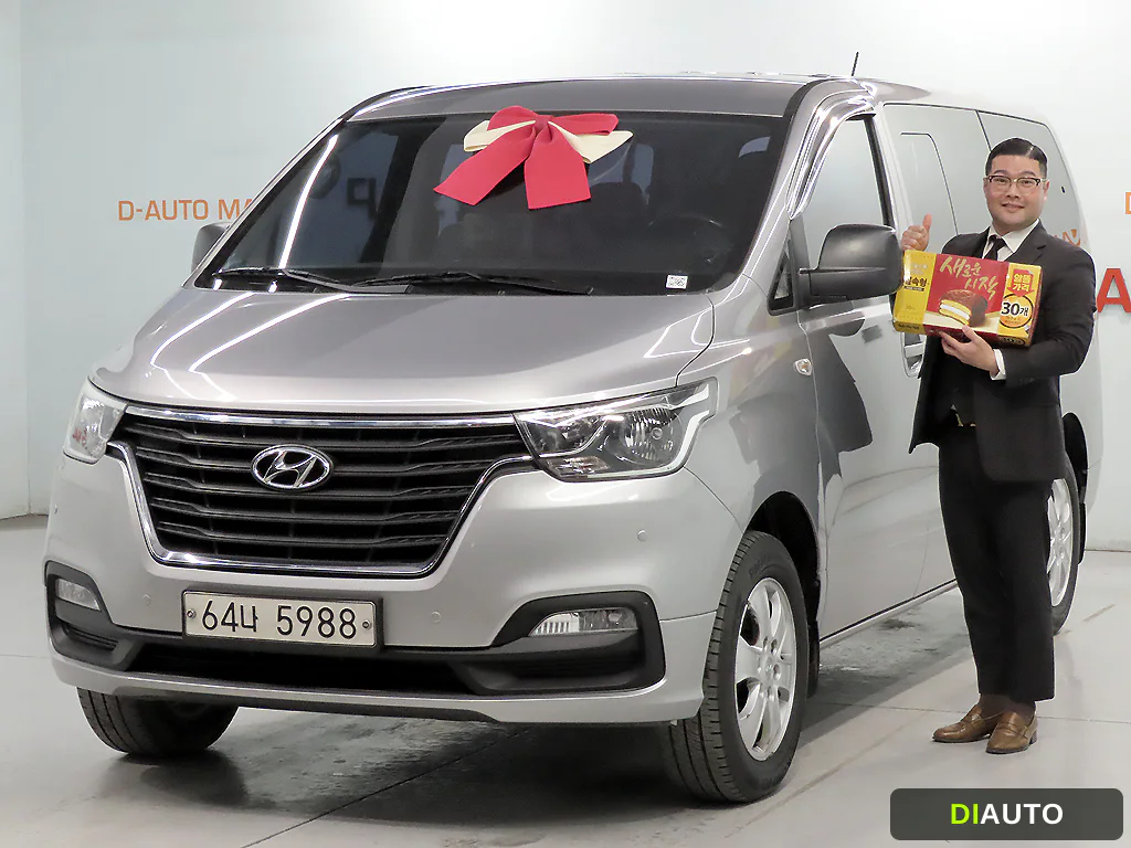 Hyundai Starex