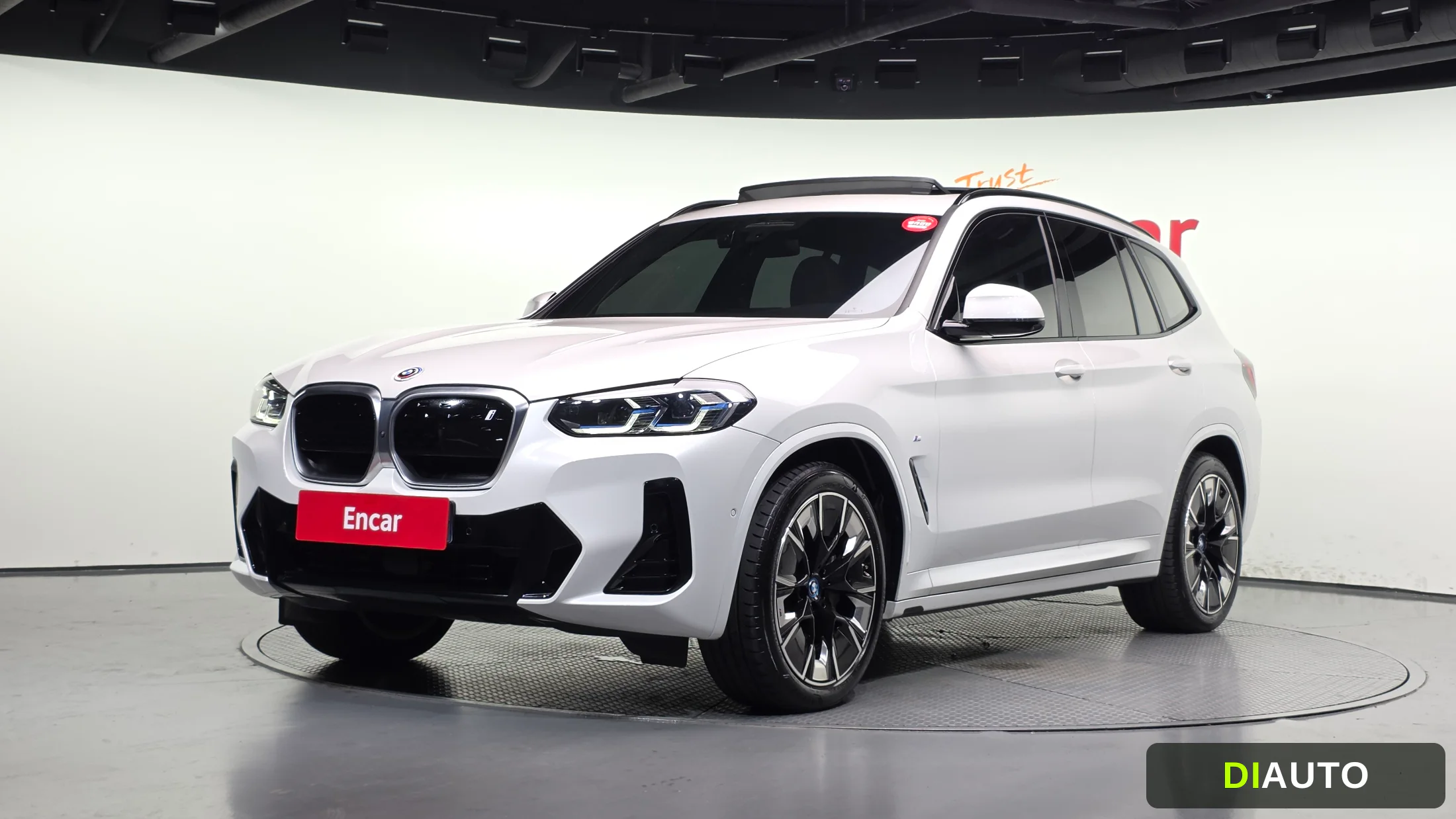 BMW iX3