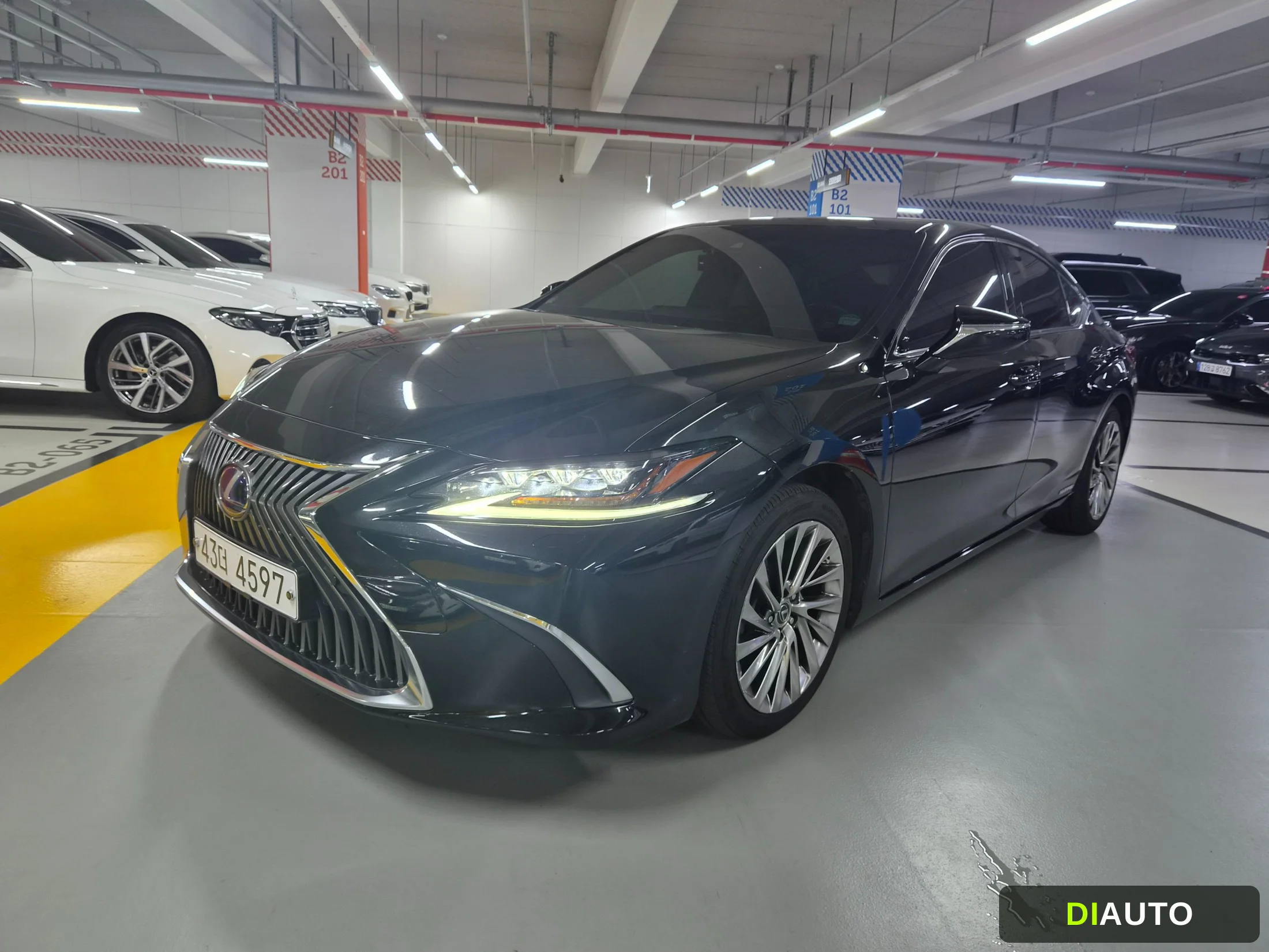 Lexus ES