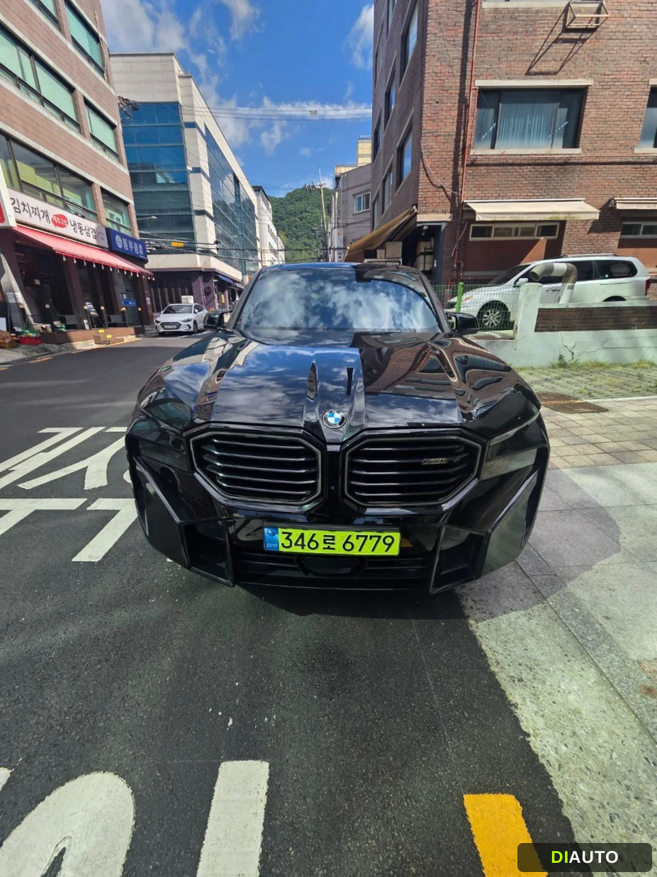 BMW XM