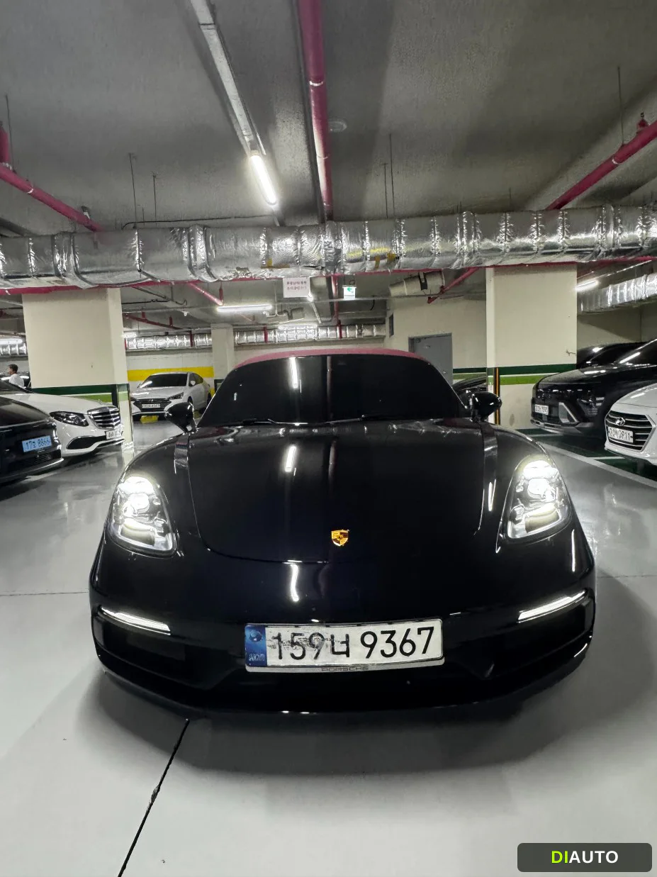 Porsche 718
