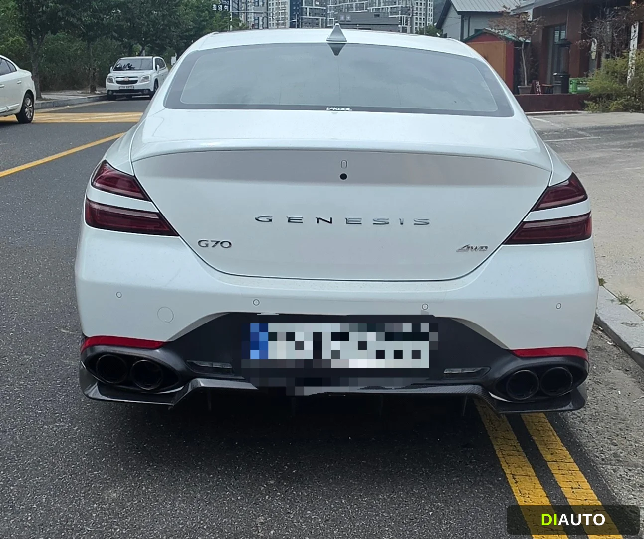 Genesis G70