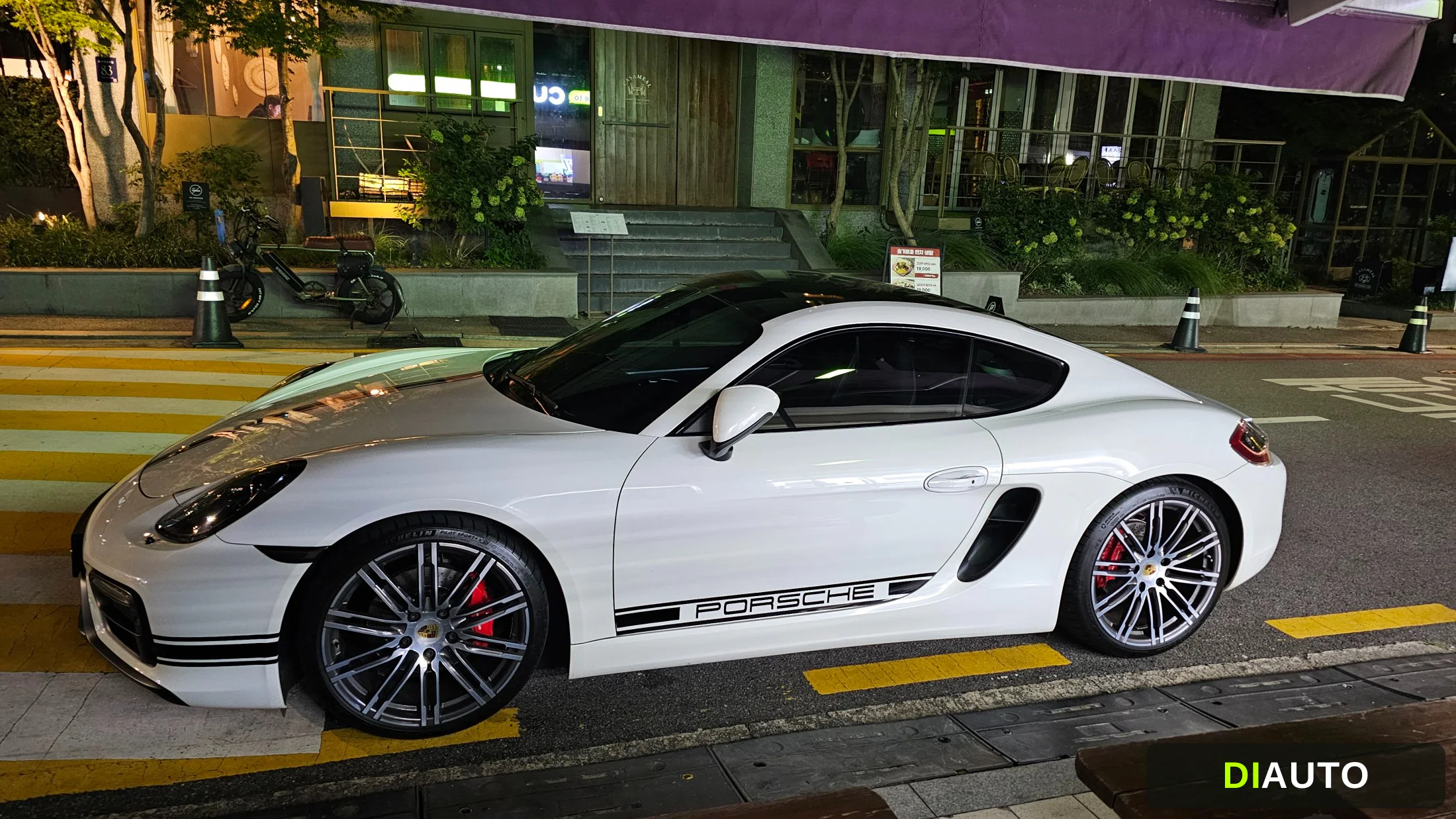Porsche Cayman