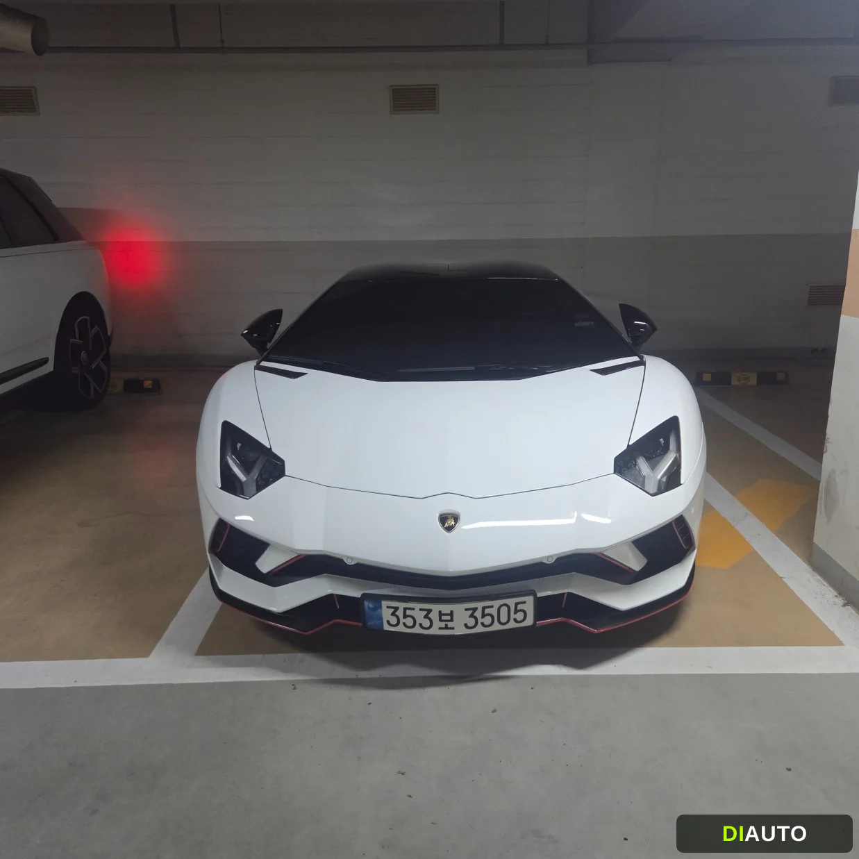Lamborghini Aventador