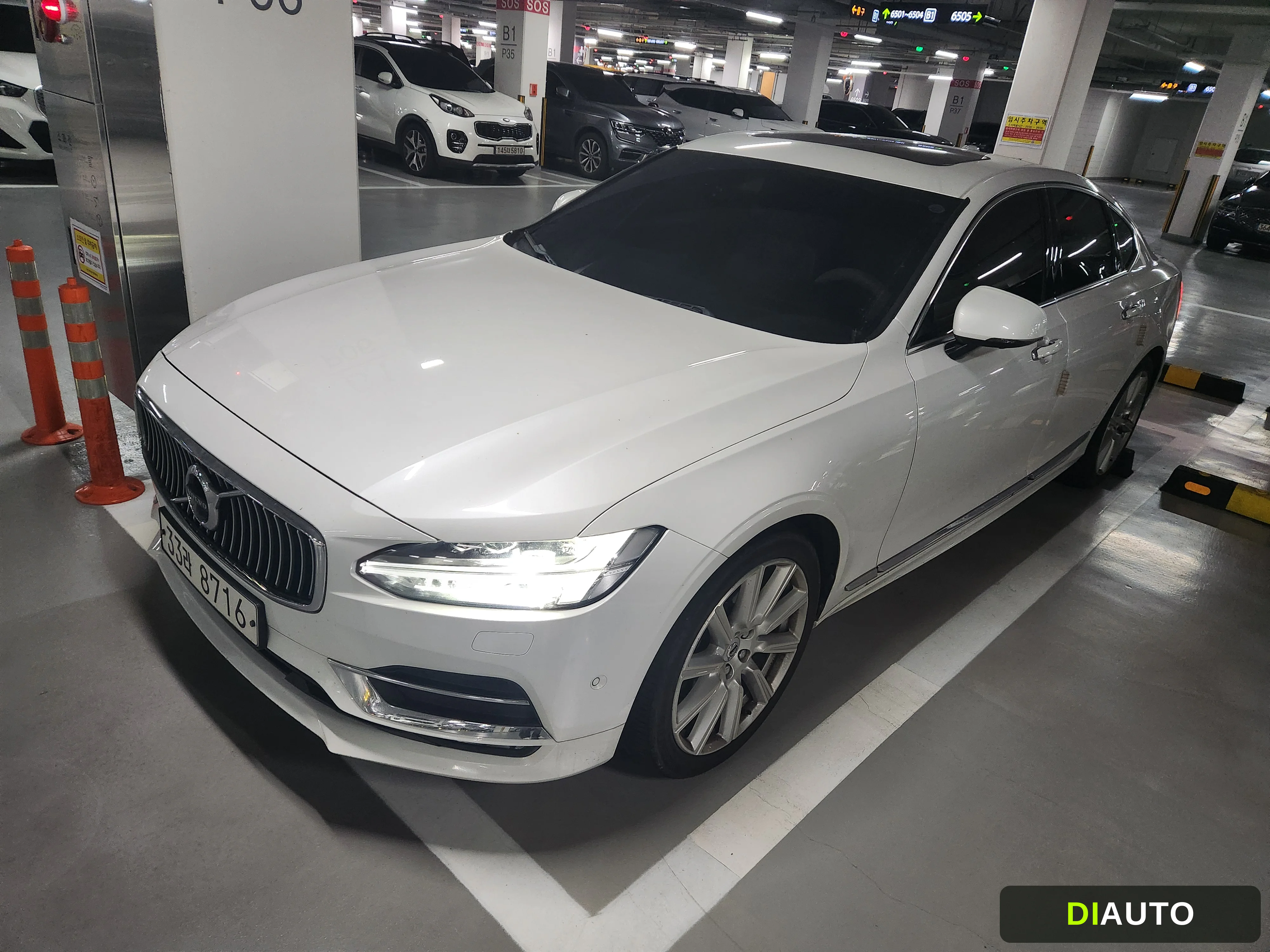 Volvo S90