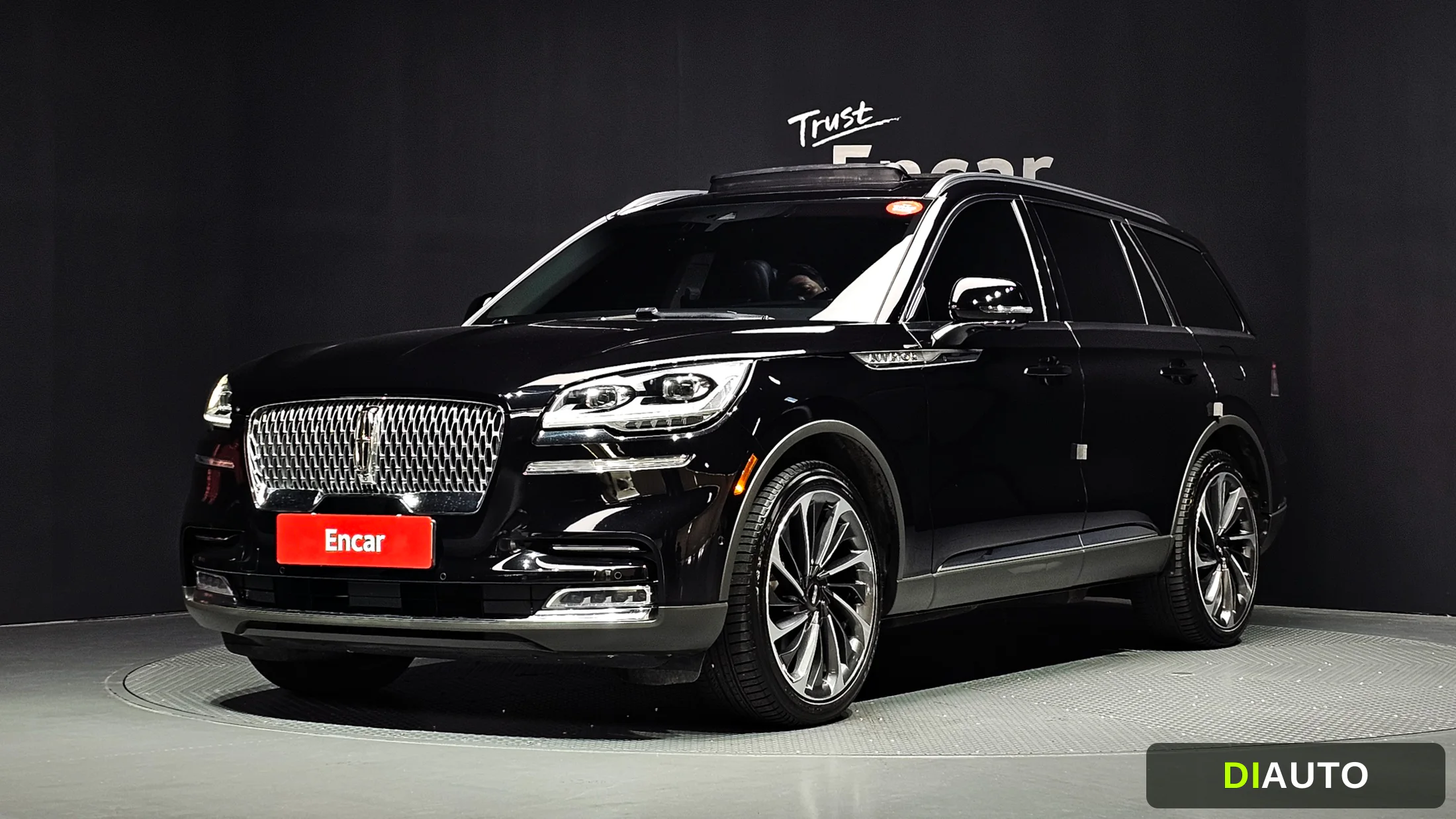 Lincoln Aviator
