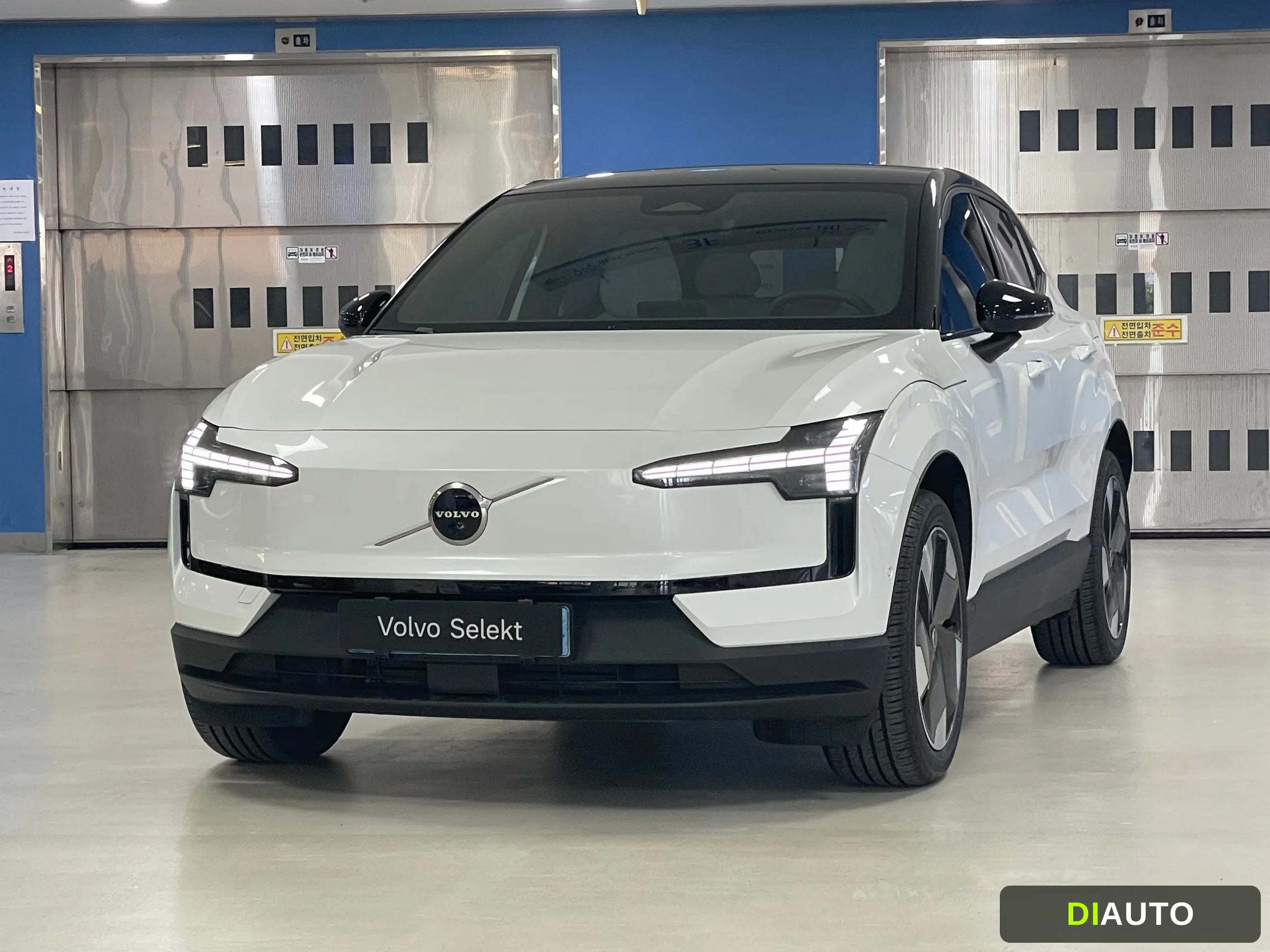 Volvo EX30