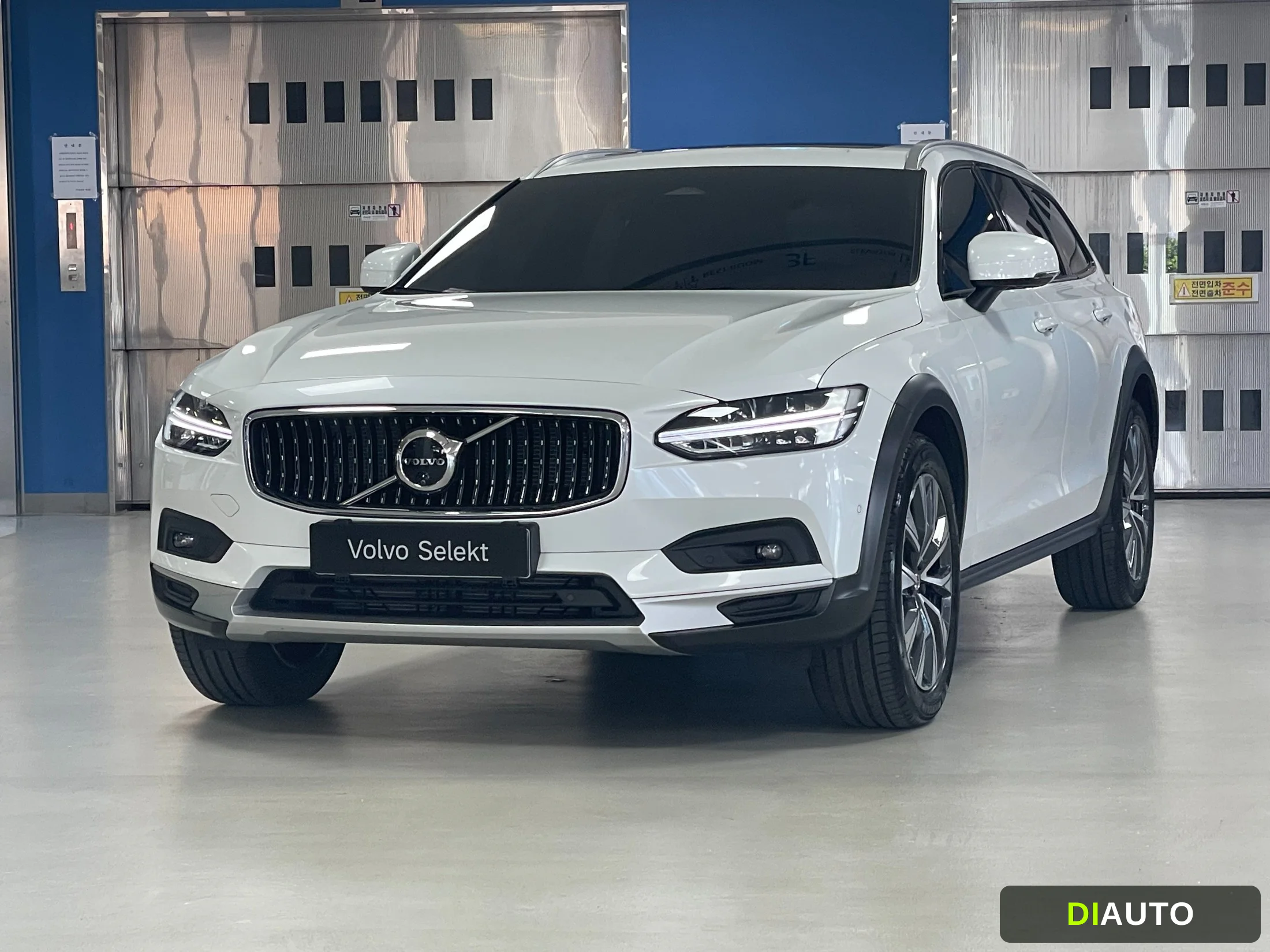 Volvo V90