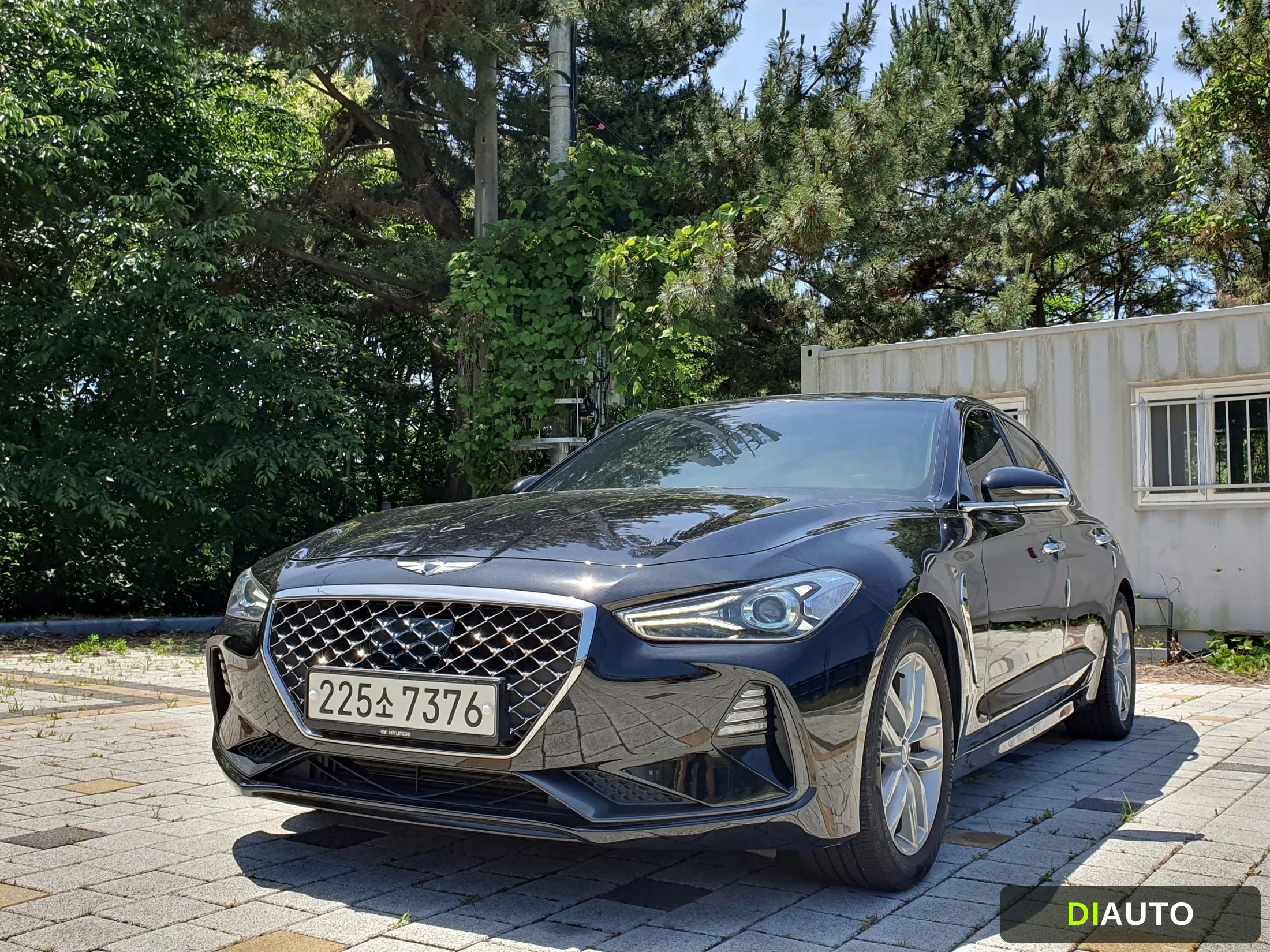 Genesis G70