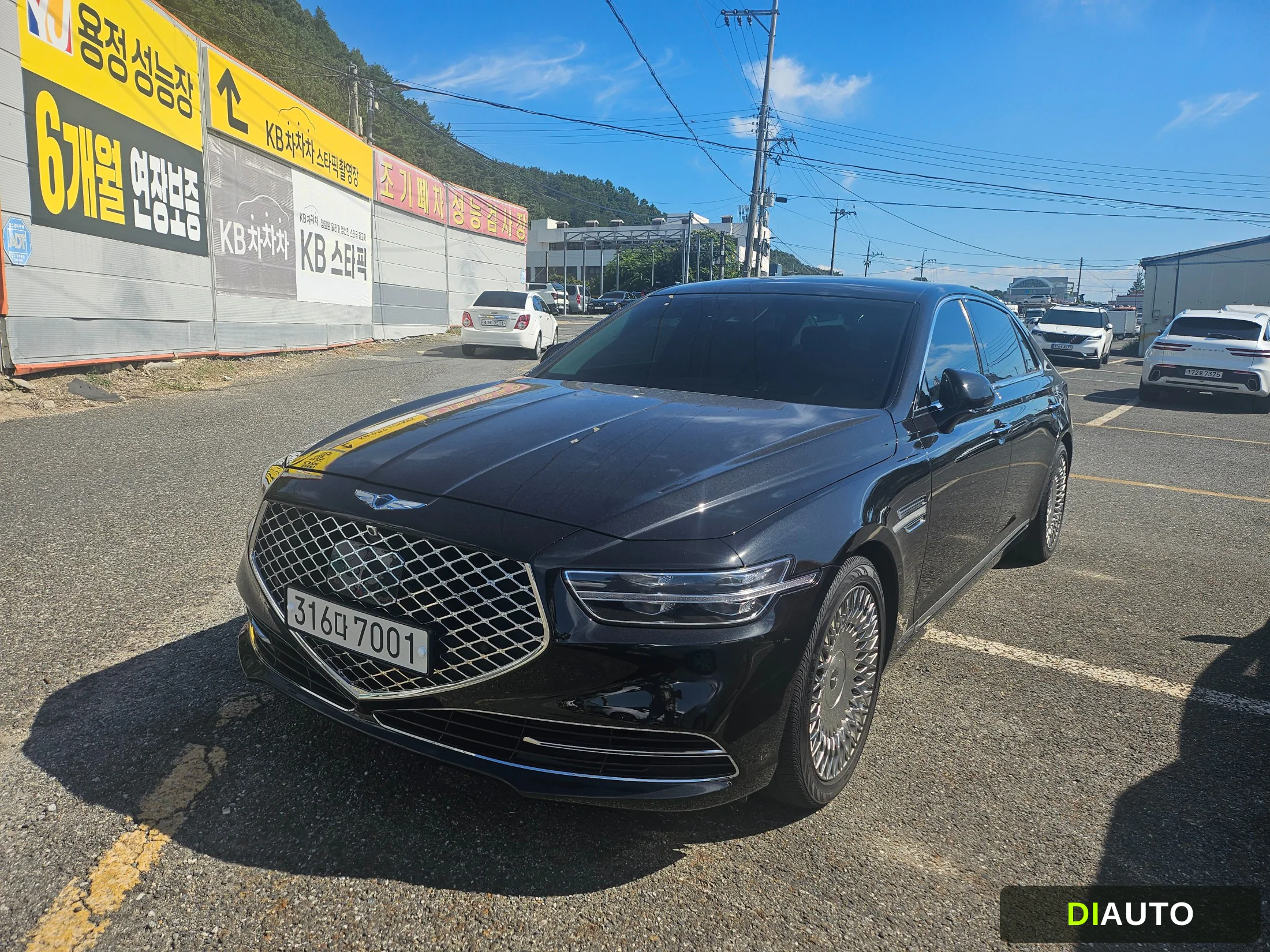 Genesis G90