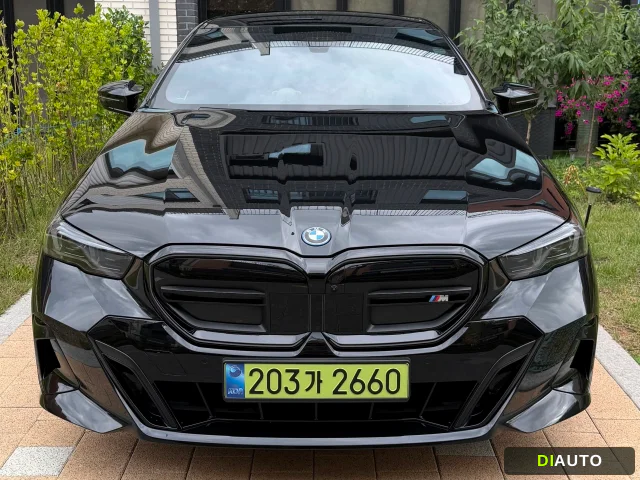 BMW i5
