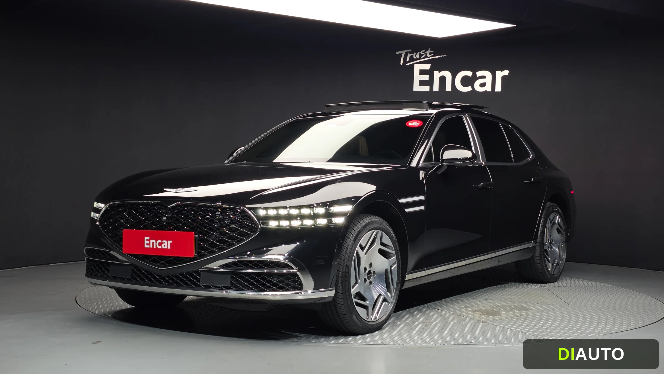 Genesis G90